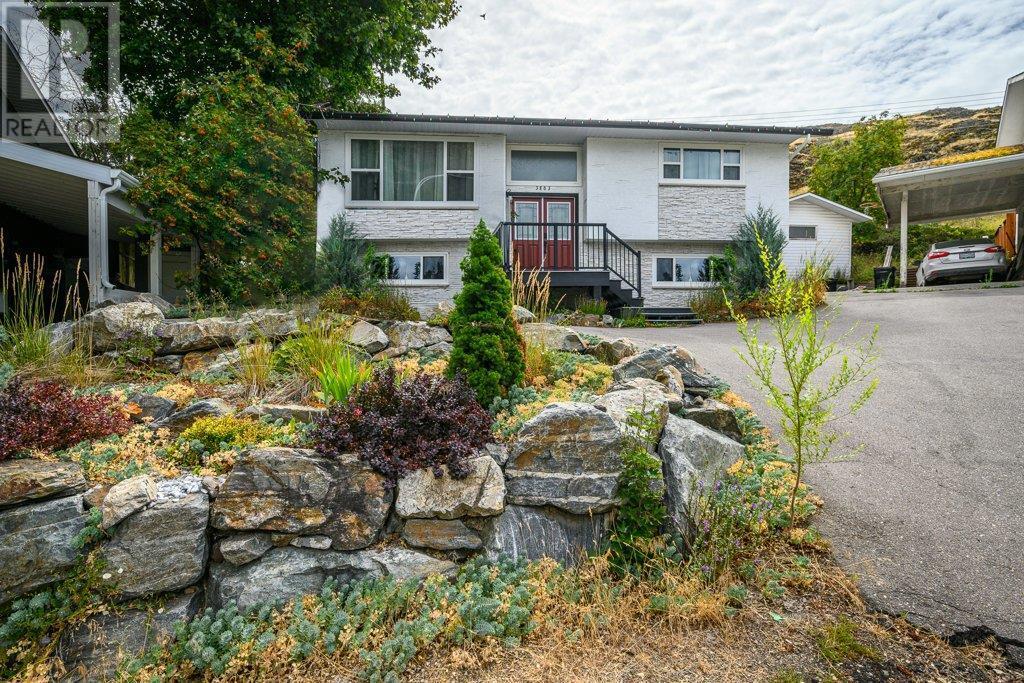 VERNON, British Columbia, V1T 6C6, CA, 3 Bedrooms Bedrooms, ,2 BathroomsBathrooms,Residential,For Sale,1865859