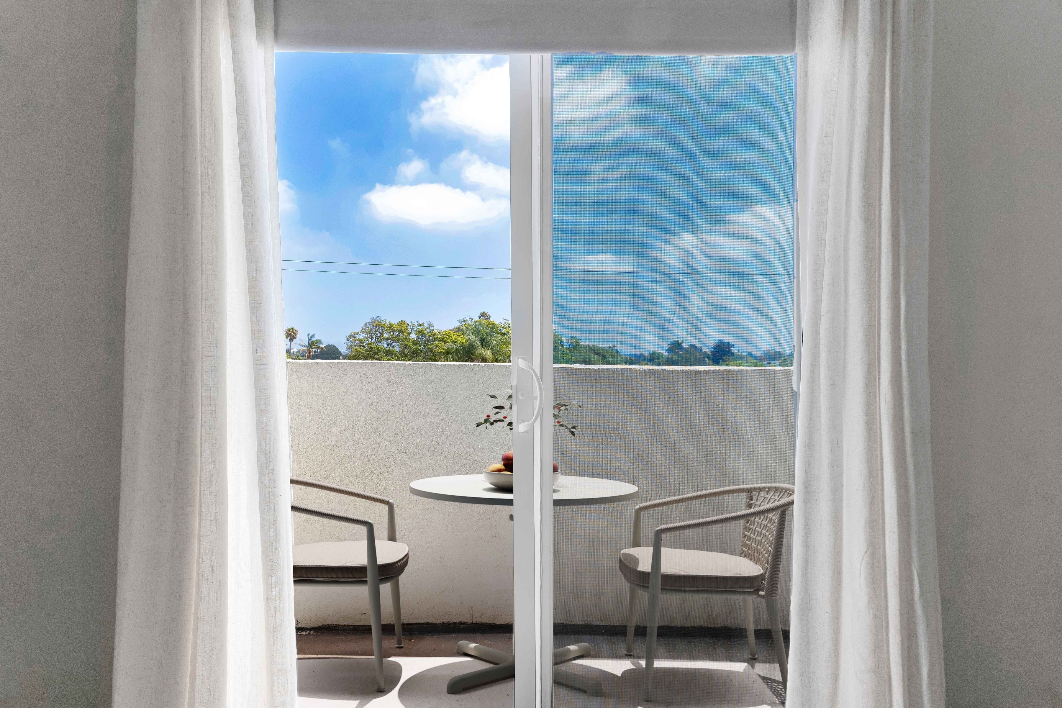  2550 S Centinela Avenue #106 - 物件實景