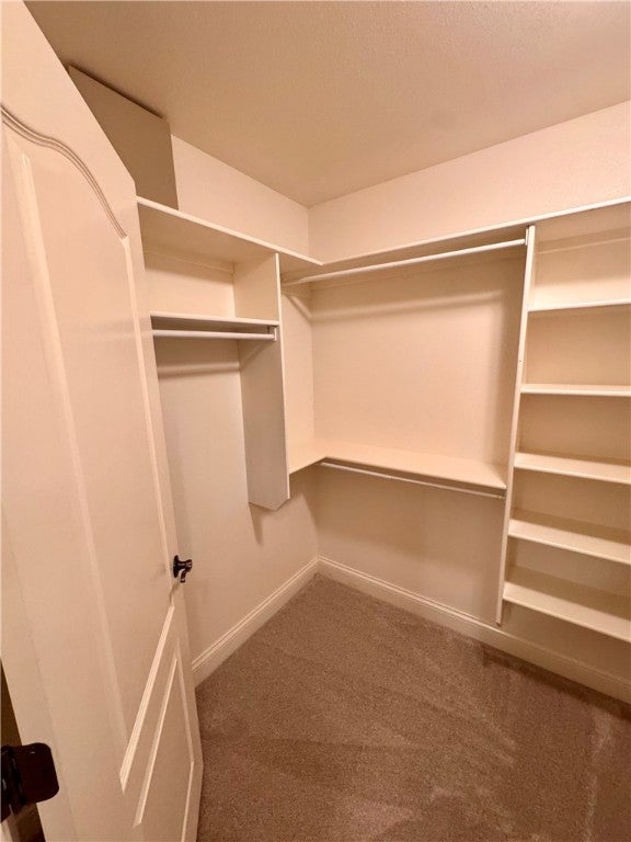 Farmington, Arkansas, 72730, United States, 4 Bedrooms Bedrooms, ,3 BathroomsBathrooms,Residential,For Sale,1998825