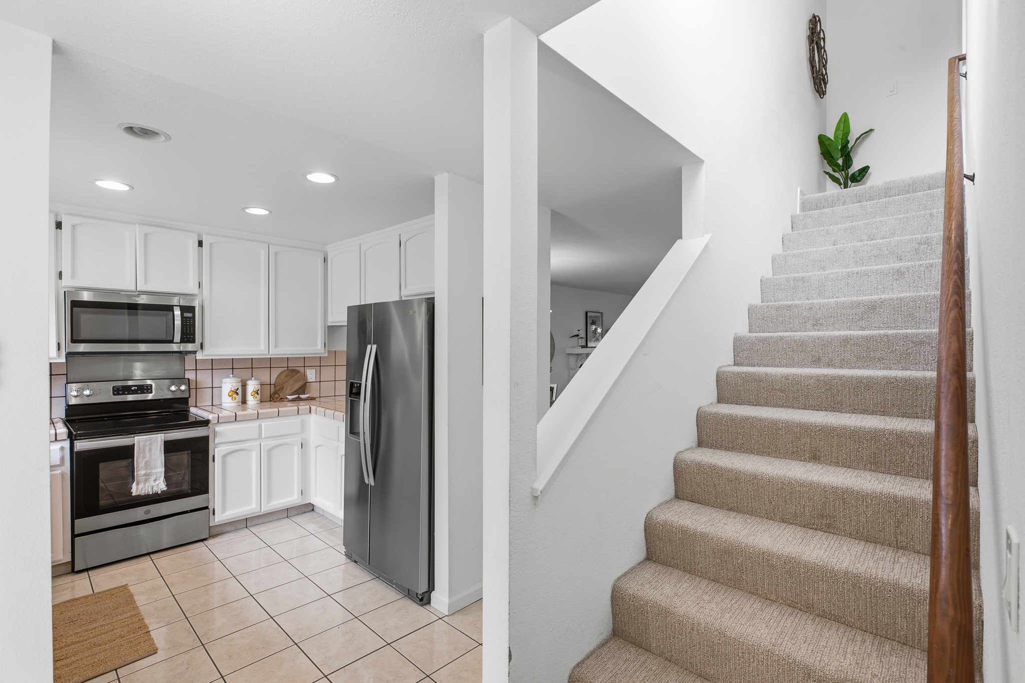  Comfortable Single Family Townhome in Wonderful Neighborhood - 物件實景