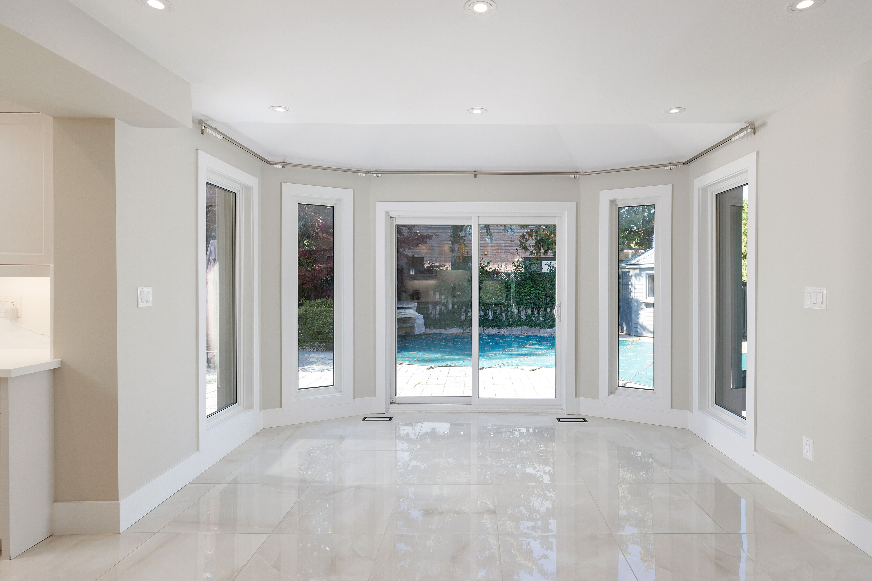  Beautifully Renovated Home - 物件實景