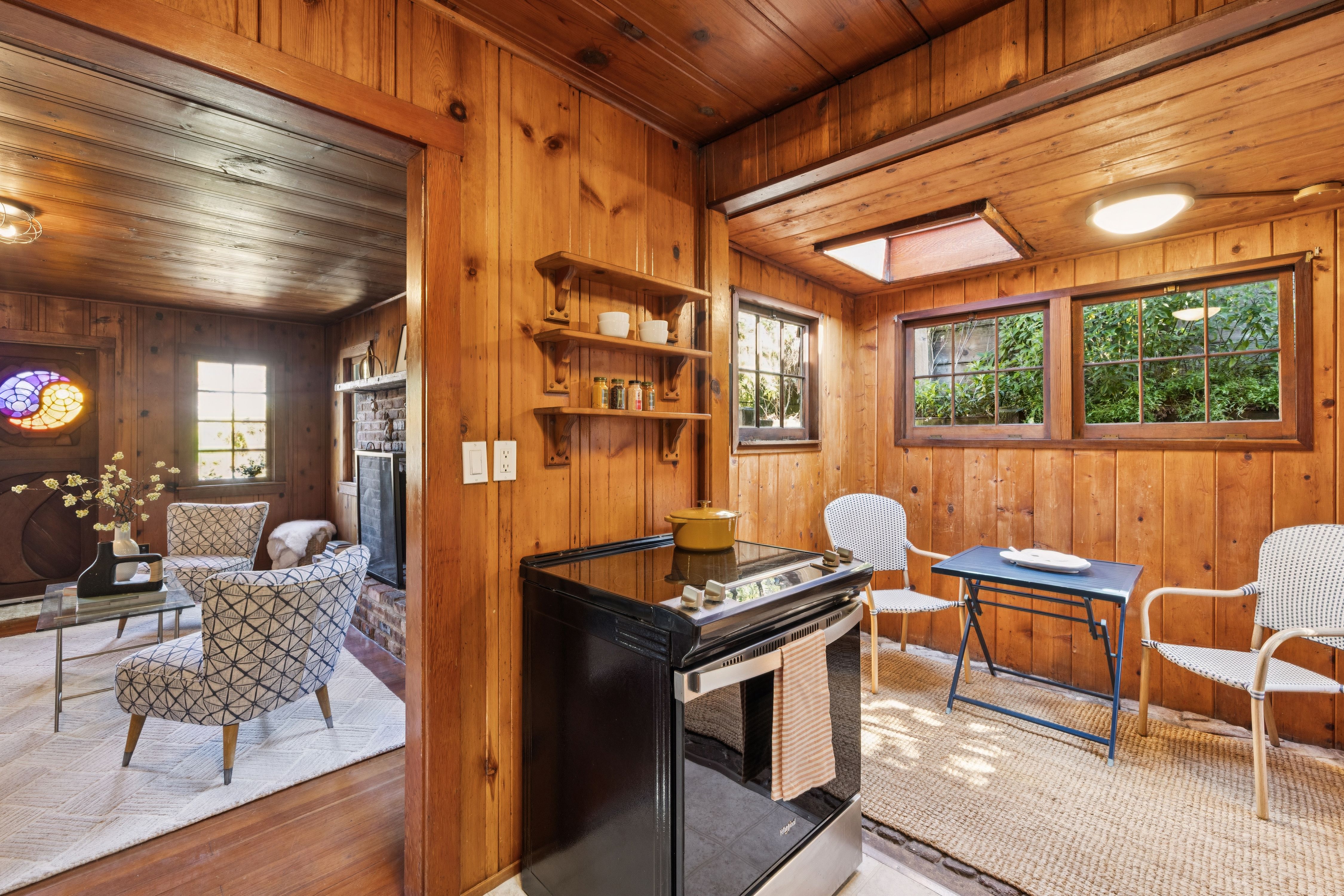  Artisan-Built Beach House - 物件實景