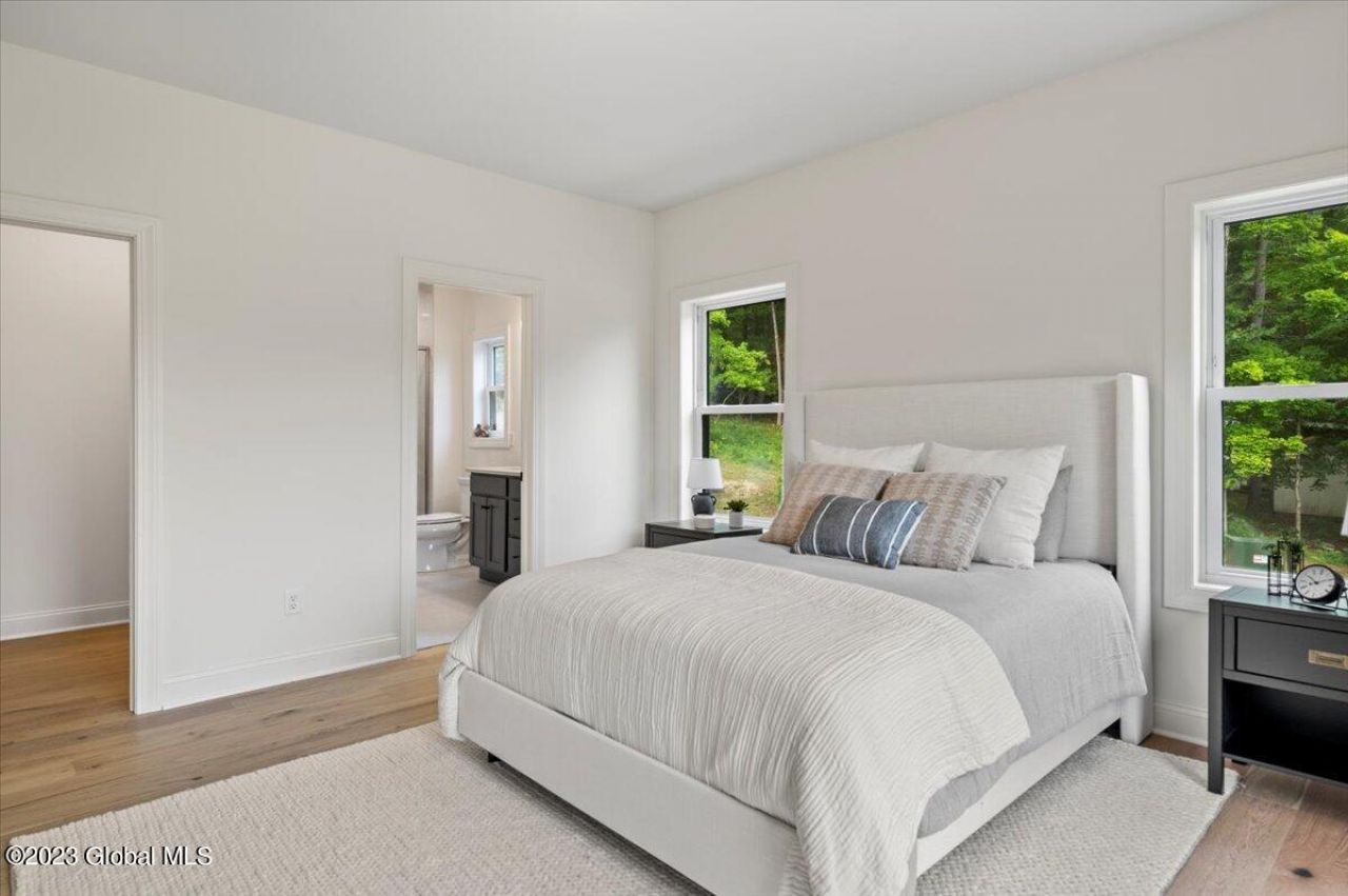 Lake George, New York, 12845, United States, 3 Bedrooms Bedrooms, ,3 BathroomsBathrooms,Residential,For Sale,1903586
