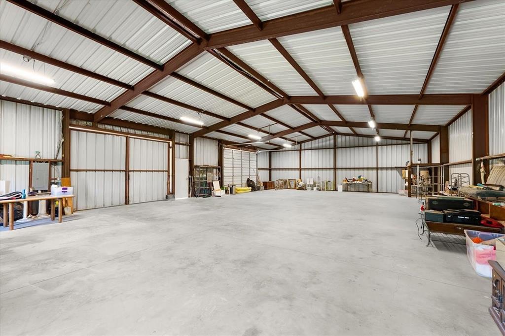 Weatherford, Texas, 76088, United States, 4 Bedrooms Bedrooms, ,3 BathroomsBathrooms,Residential,For Sale,1974322