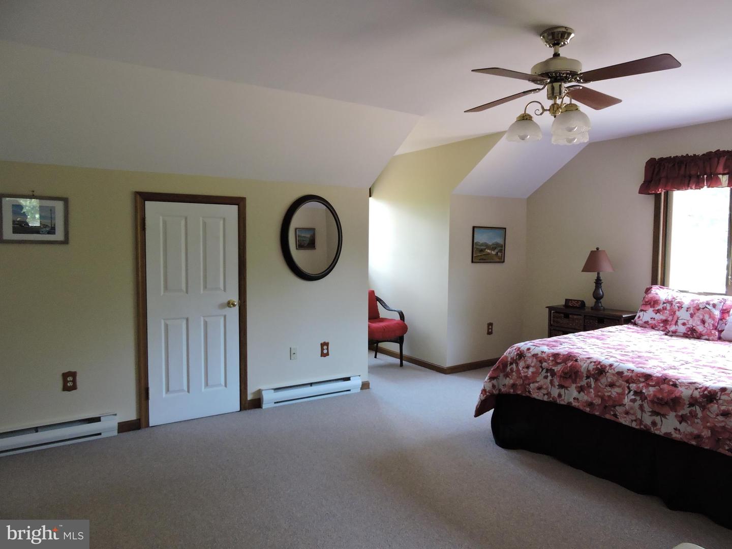 10 TIDEWATER DR, SEAFORD, Delaware, 19973, United States, 5 Bedrooms Bedrooms, ,6 BathroomsBathrooms,Residential,For Sale,10 TIDEWATER DR,1622331
