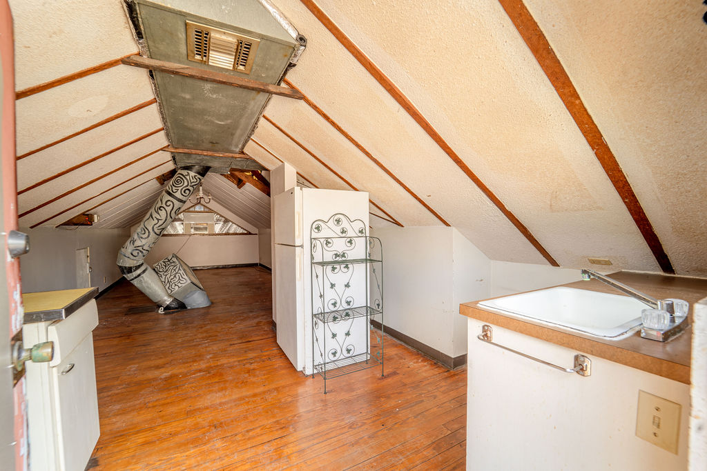 Pensacola, Florida, 32502, United States, 3 Bedrooms Bedrooms, ,2 BathroomsBathrooms,Residential,For Sale,1979545