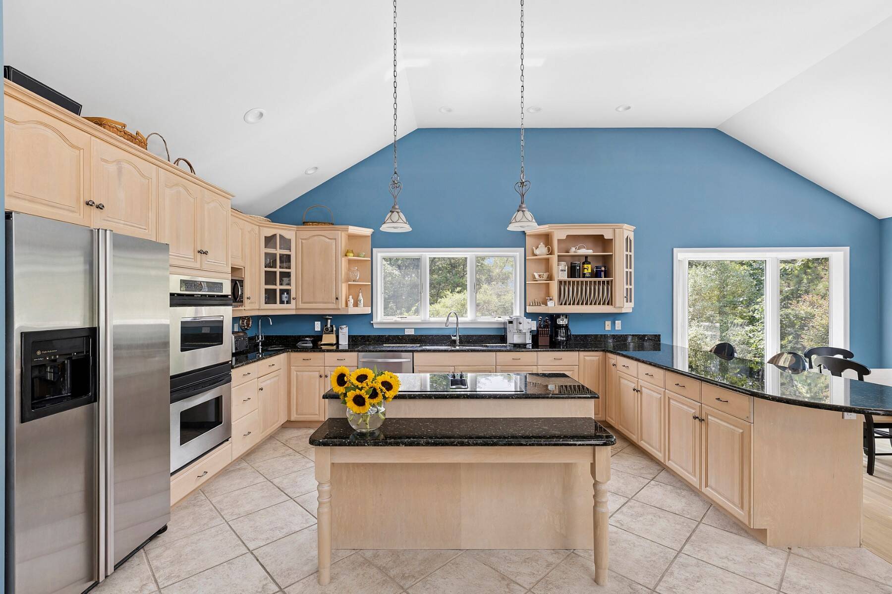  SOUTHAMPTON HOME, GREAT ENTERTAINING SPACES - 物件實景