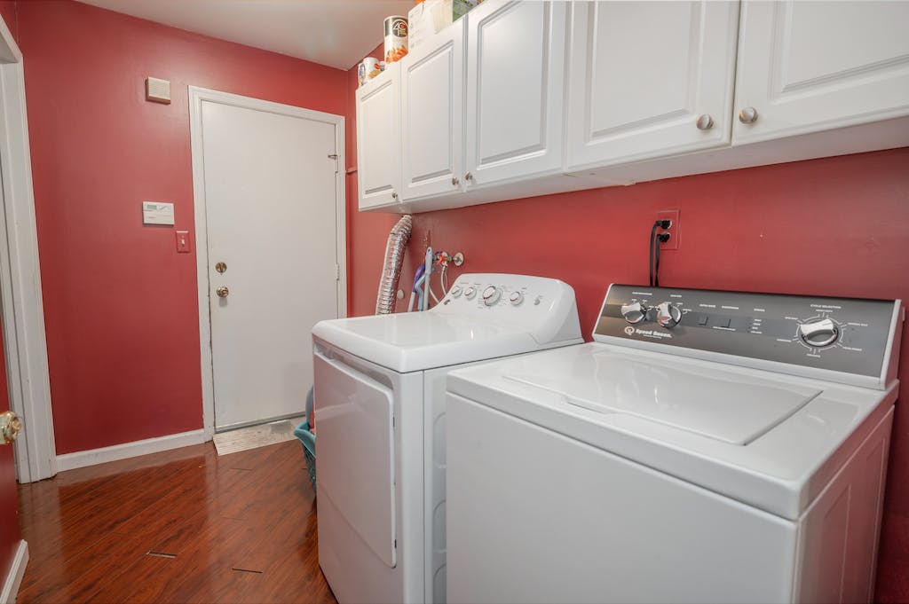 10 Shadowbrook Ln, Harding Township, New Jersey, 07960, United States, 2 Bedrooms Bedrooms, ,3 BathroomsBathrooms,Residential,For Sale,10 Shadowbrook Ln,1433753
