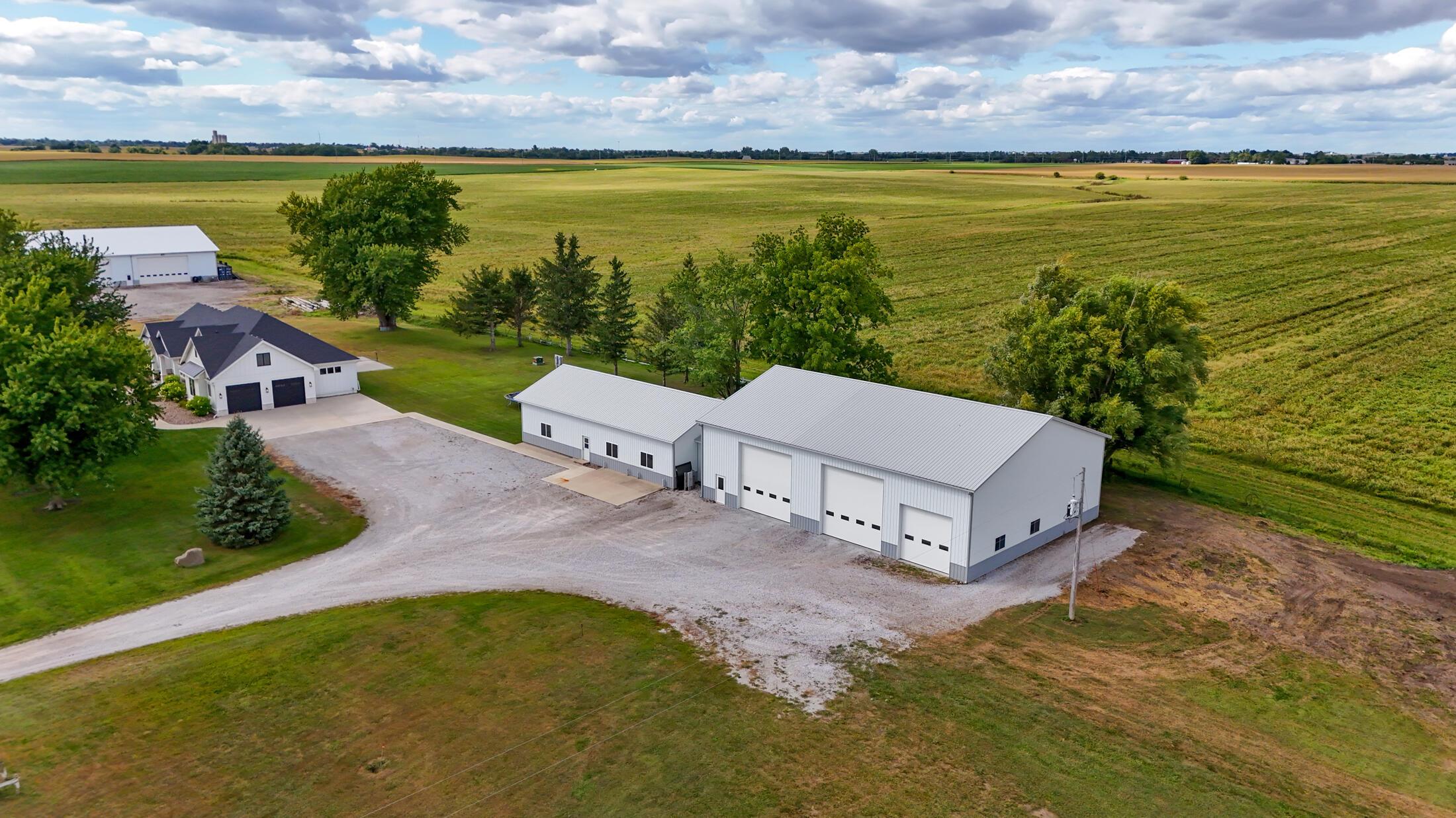 Madrid, Iowa, 50156, United States, 6 Bedrooms Bedrooms, ,5 BathroomsBathrooms,Residential,For Sale,1974254