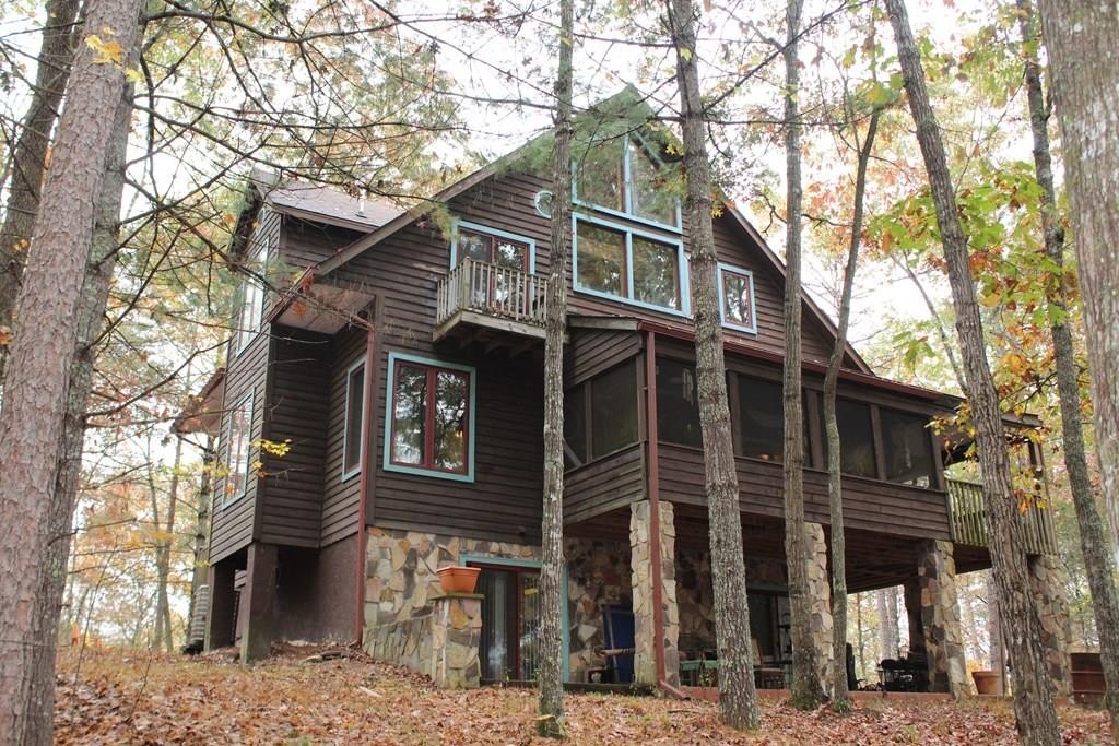 Murphy, North Carolina, 28906, United States, 2 Bedrooms Bedrooms, ,4 BathroomsBathrooms,Residential,For Sale,1915362