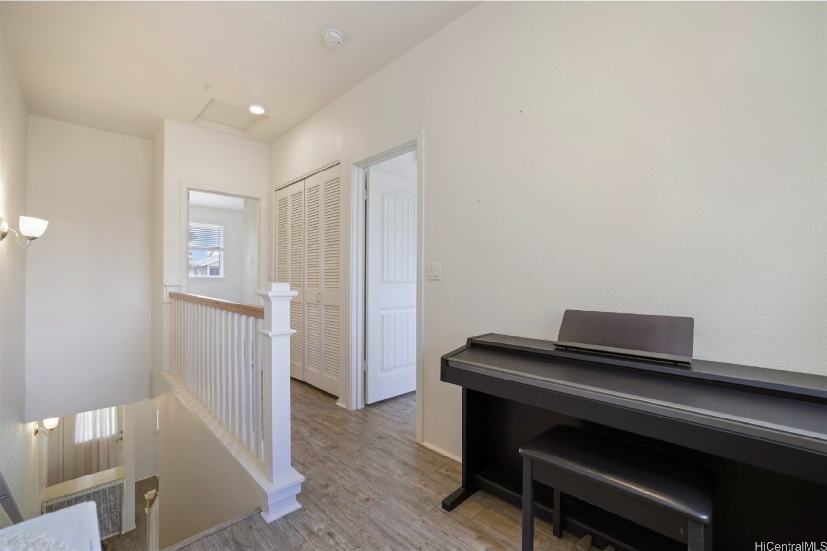 Kapolei, Hawaii, 96707, United States, 2 Bedrooms Bedrooms, ,3 BathroomsBathrooms,Residential,For Sale,1947306