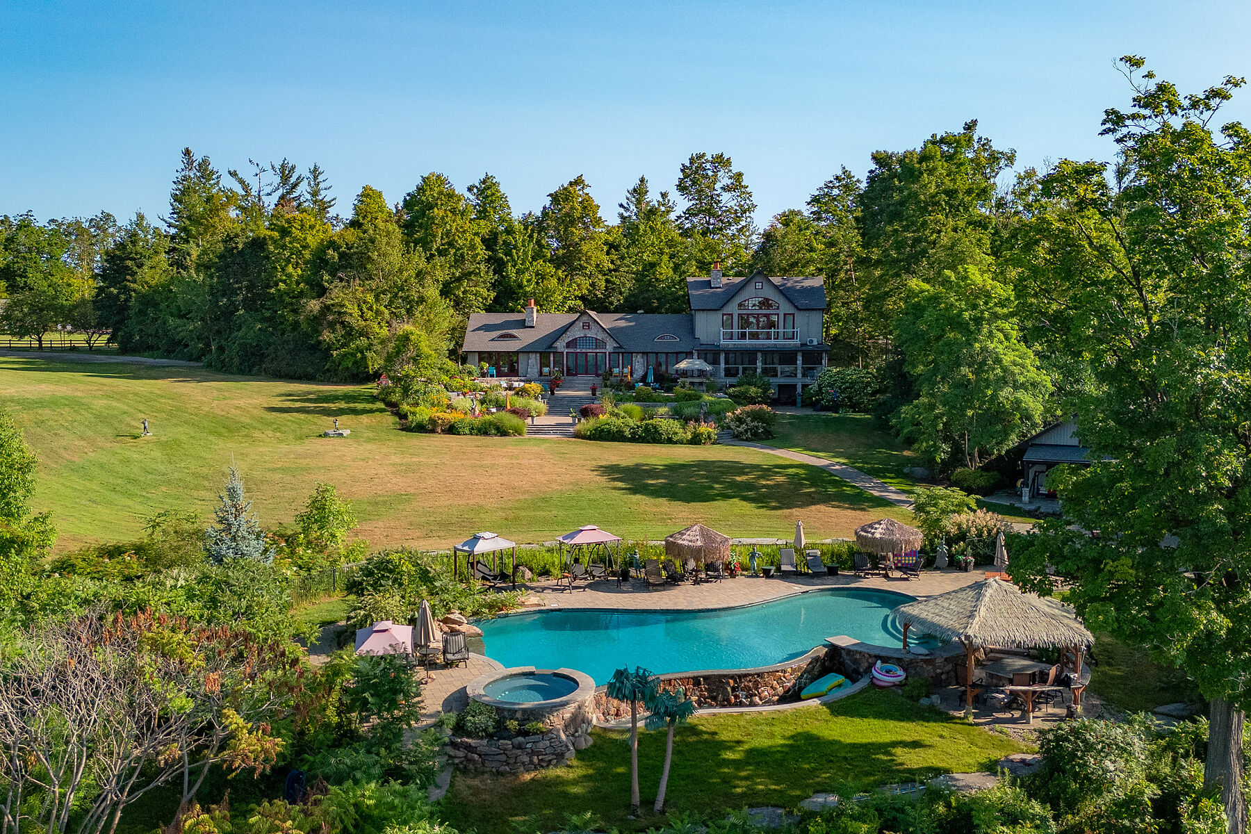  Private Lake Simcoe Oasis - 物件實景