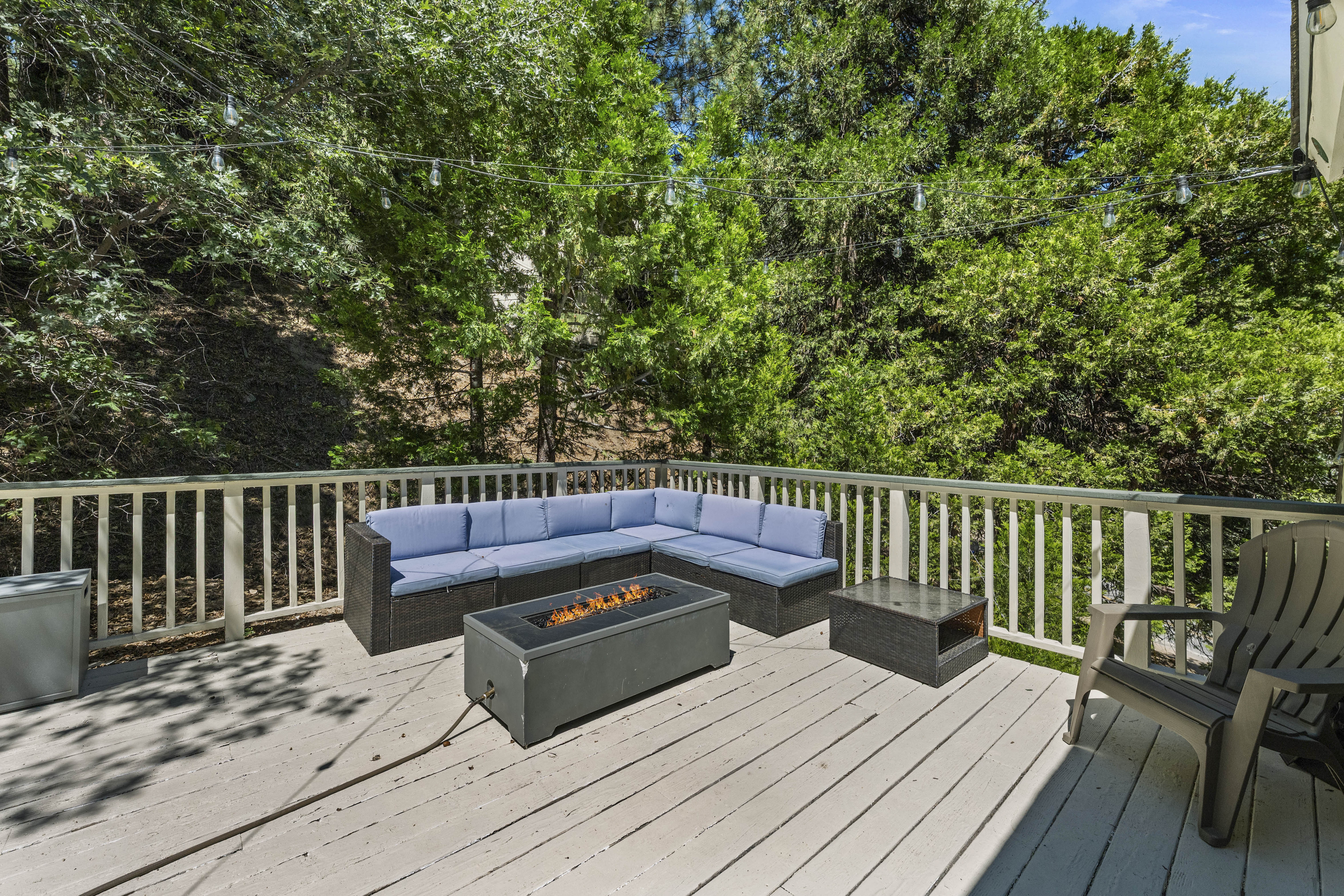  30942 Old City Creek Road, Running Springs, CA 92382 - 物件實景