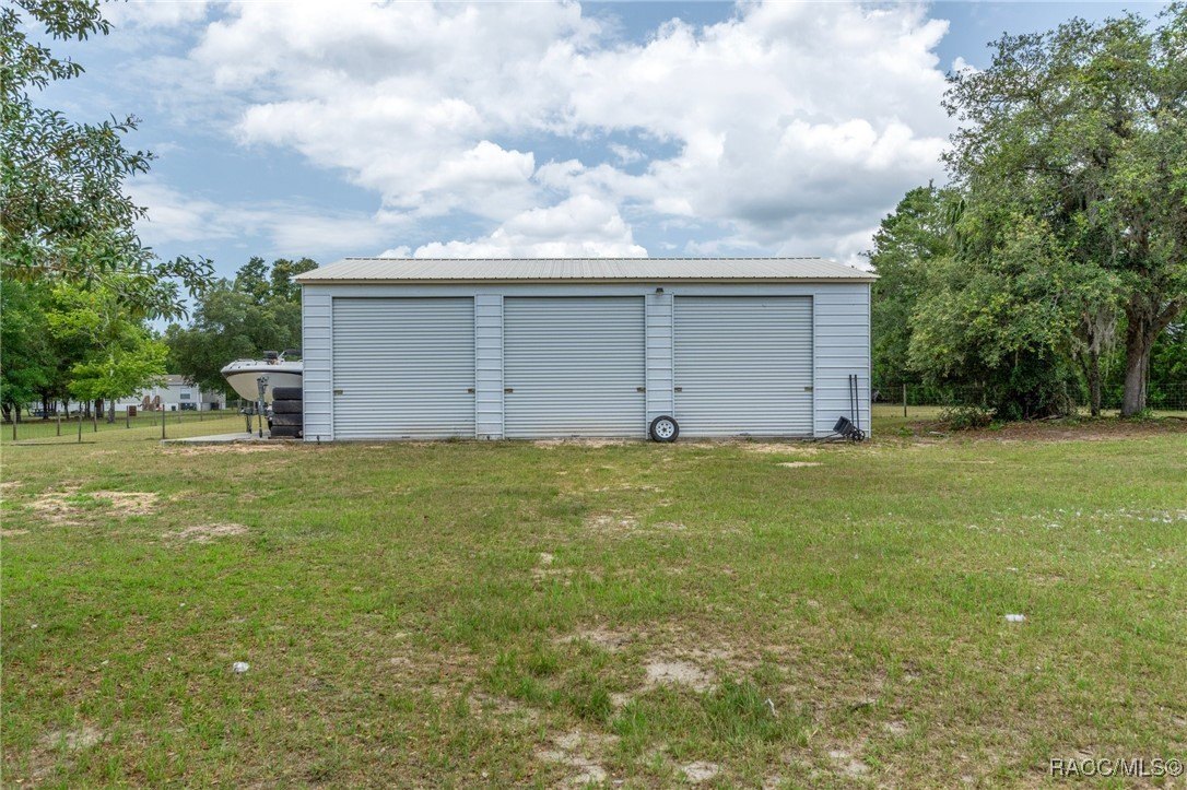 Crystal River, Florida, 34428, United States, 3 Bedrooms Bedrooms, ,3 BathroomsBathrooms,Residential,For Sale,1977079