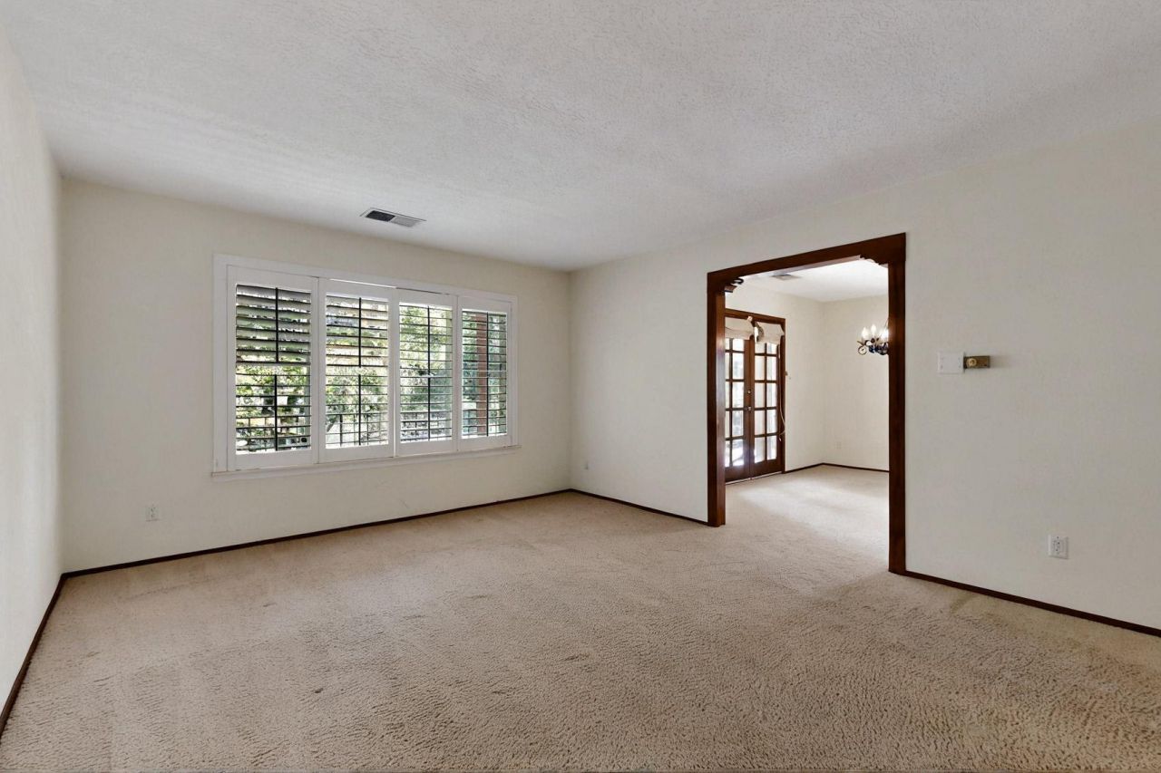 Albuquerque, New Mexico, 87123, United States, 4 Bedrooms Bedrooms, ,4 BathroomsBathrooms,Residential,For Sale,1876196