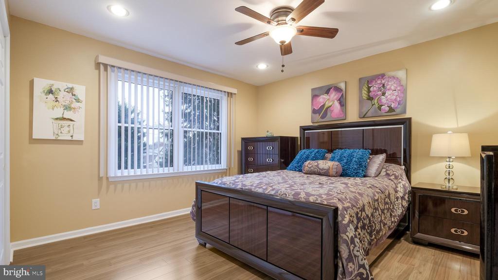 Huntingdon Valley, Pennsylvania, 19006, United States, 4 Bedrooms Bedrooms, ,4 BathroomsBathrooms,Residential,For Sale,1992077