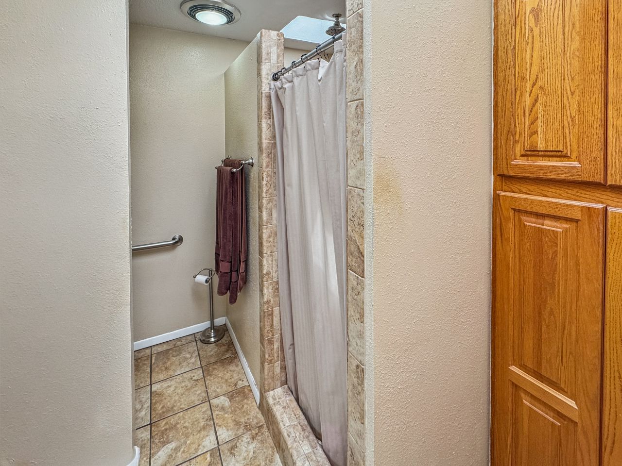 Carlsbad, New Mexico, 88220, United States, 4 Bedrooms Bedrooms, ,4 BathroomsBathrooms,Residential,For Sale,1980952