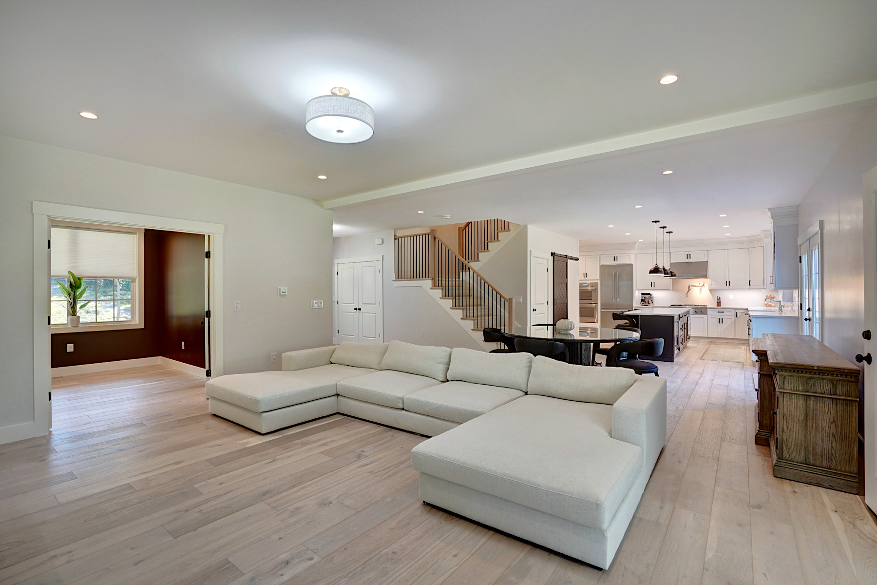  14 Osgood Road Kensington NH - 物件實景