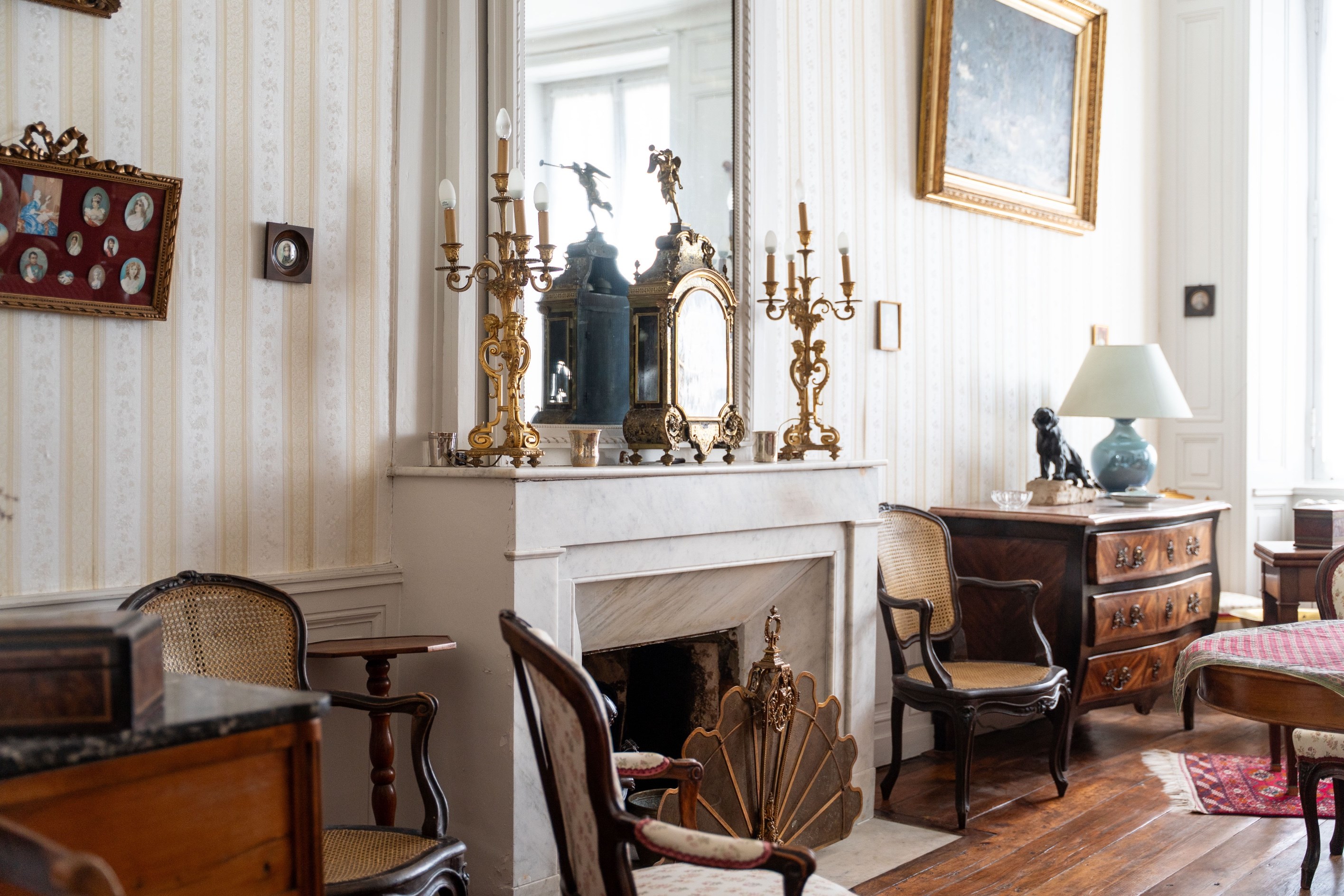  A 19th-Century Residence with a Garden in the Heart of La Rochelle - 物件實景