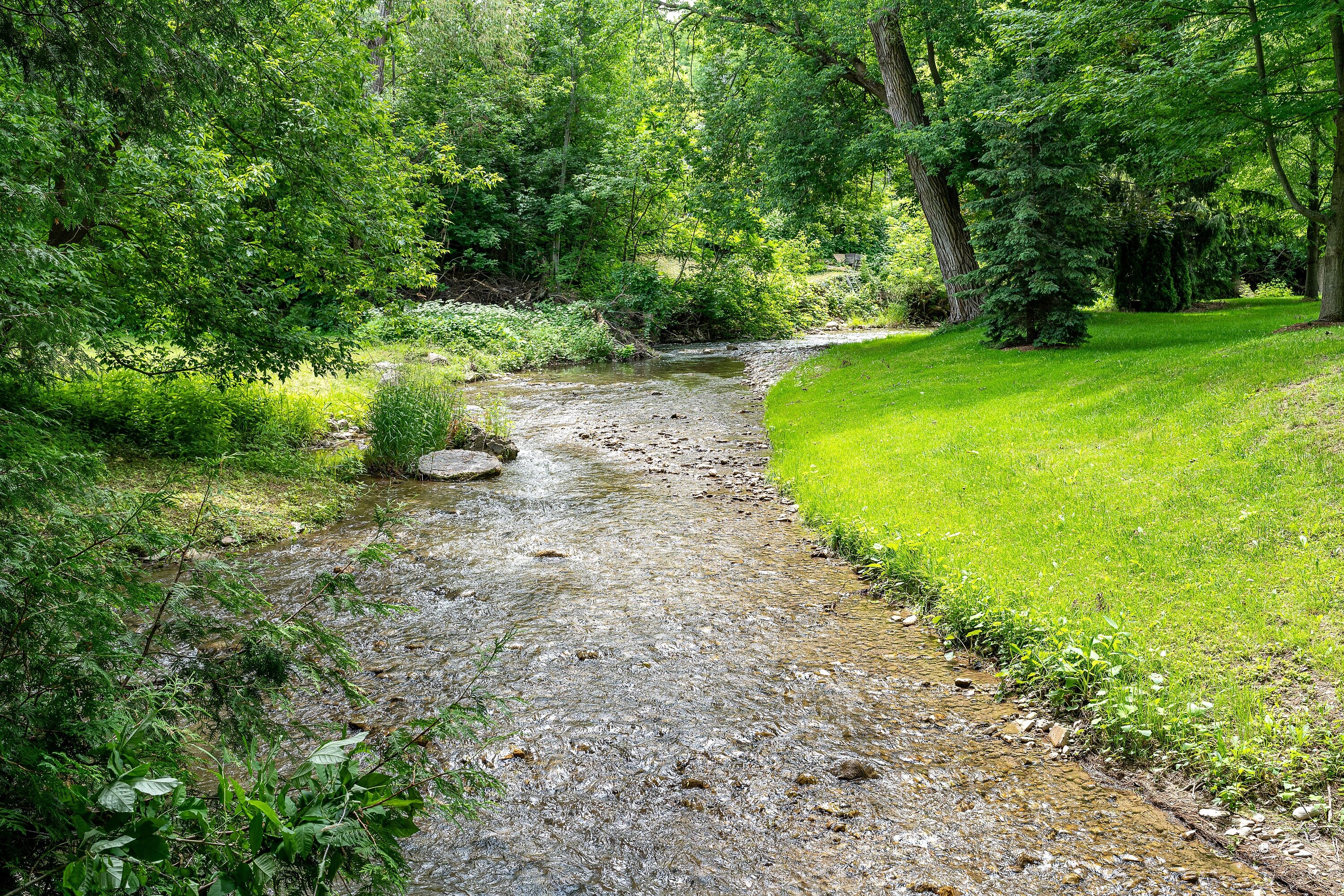  1.77-Acre Sanctuary - 物件實景