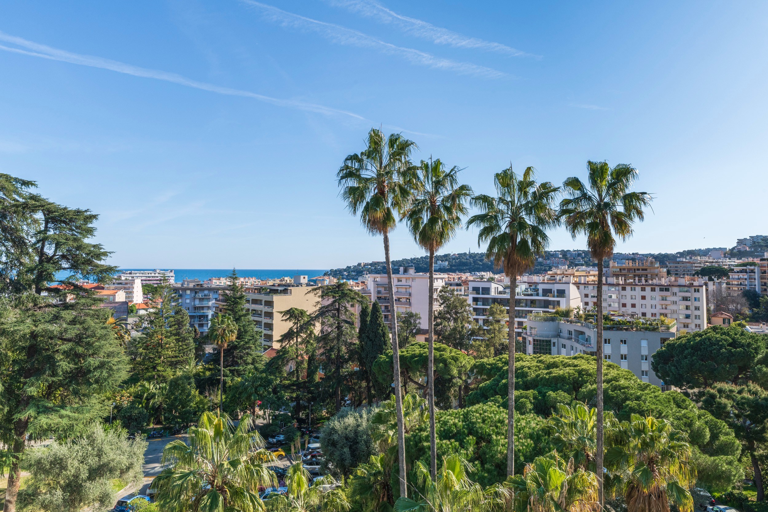  Menton luxury penthouse with rooftop terrace, pool and panoramic views - 物件實景