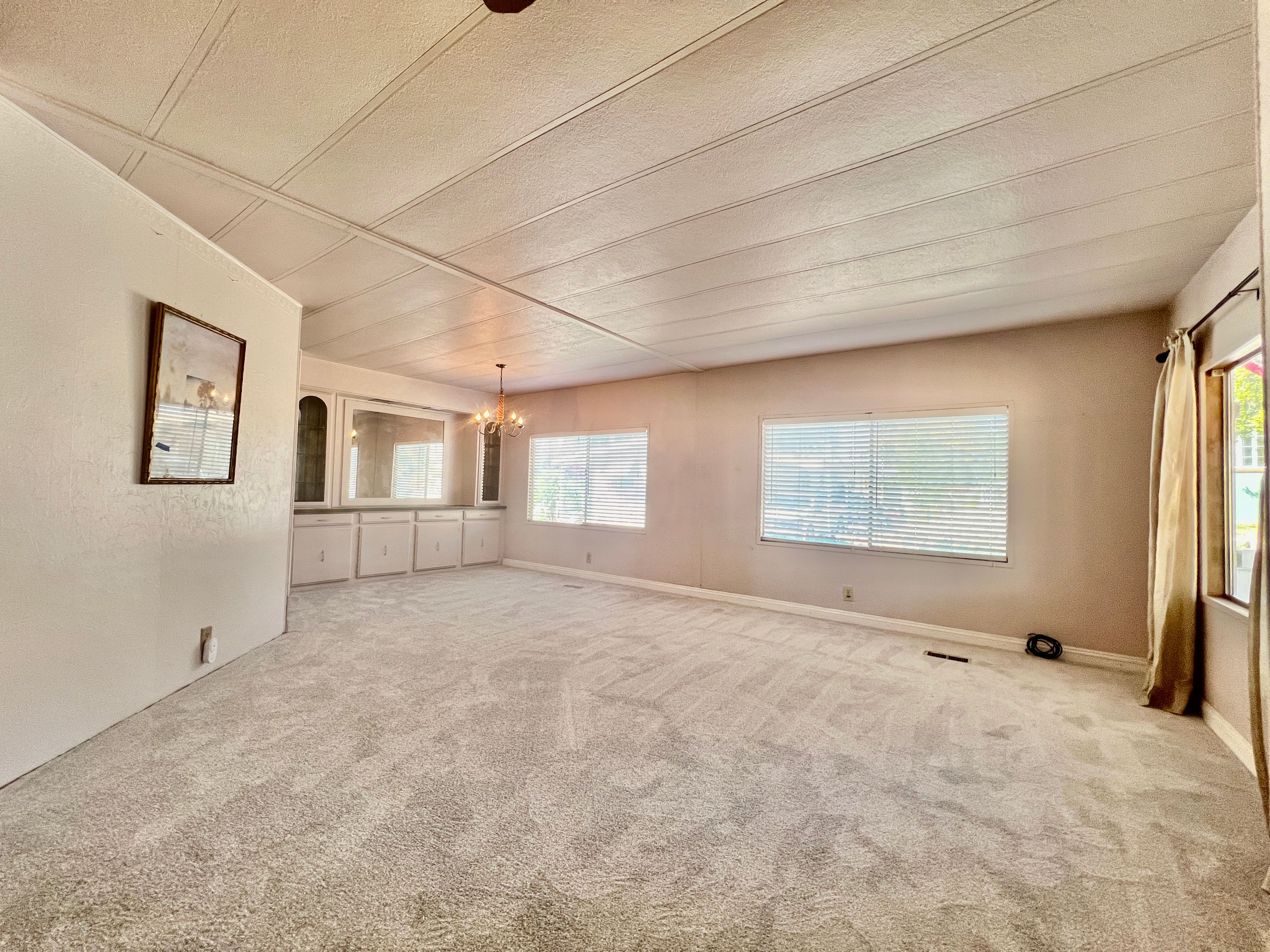  15181 Van Buren Blvd #10, Riverside, CA 92504 - 物件實景