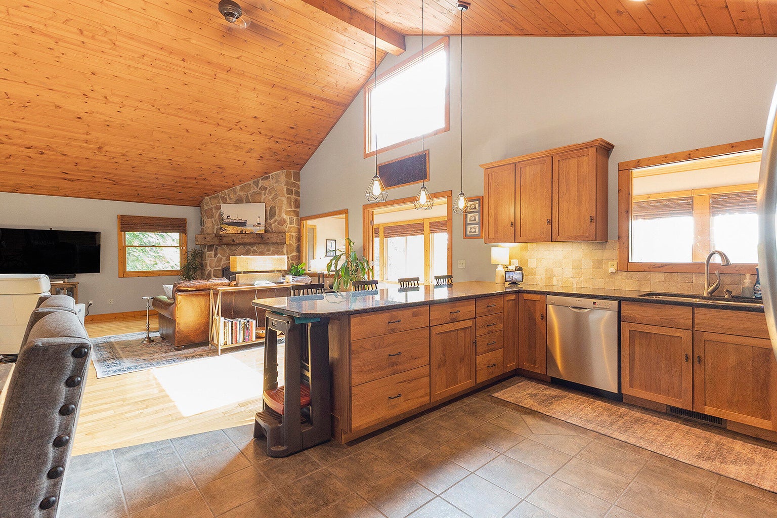 Ludington, Michigan, 49431, United States, 3 Bedrooms Bedrooms, ,3 BathroomsBathrooms,Residential,For Sale,1978404