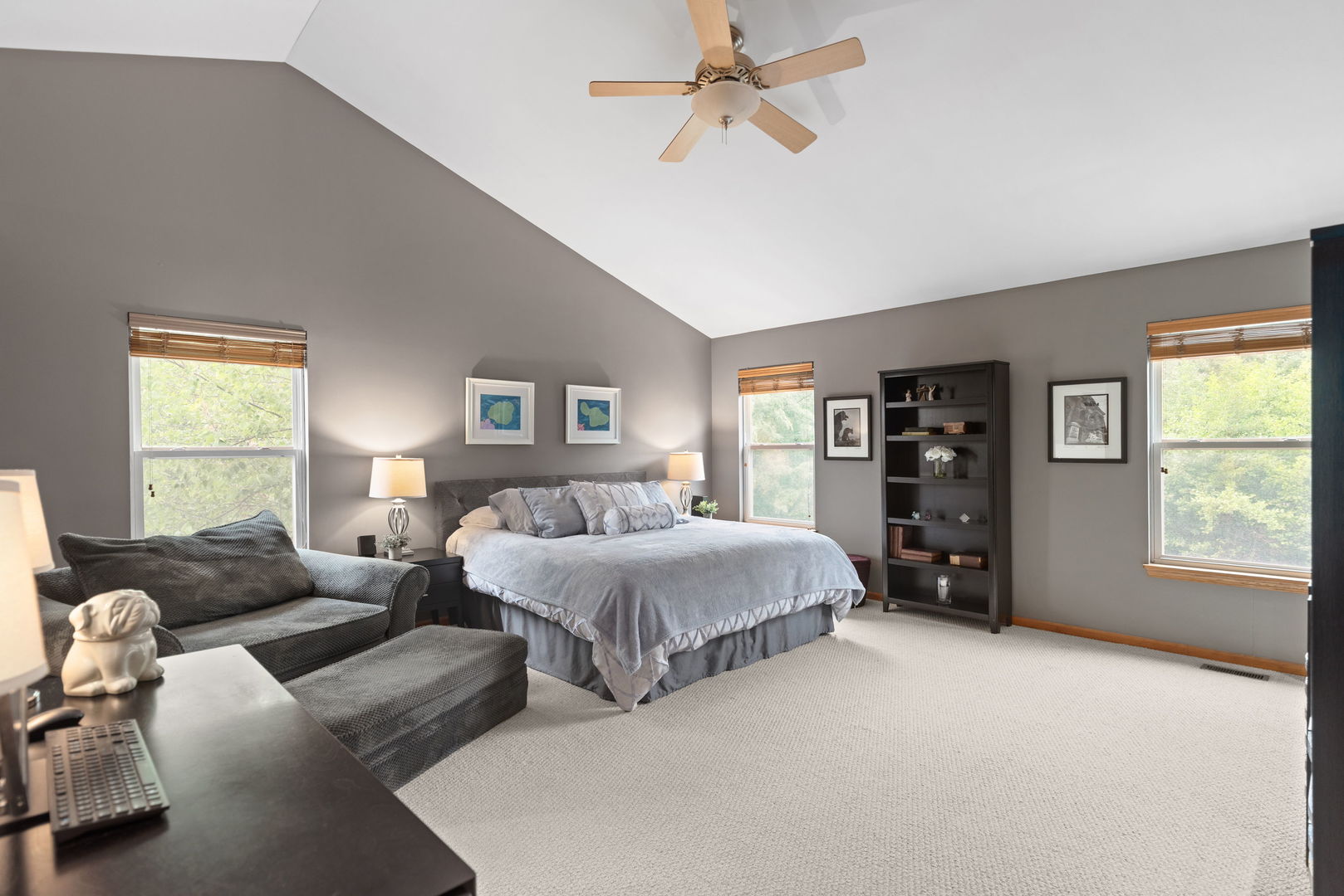 Round Lake, Illinois, 60073, United States, 4 Bedrooms Bedrooms, ,3 BathroomsBathrooms,Residential,For Sale,1938546