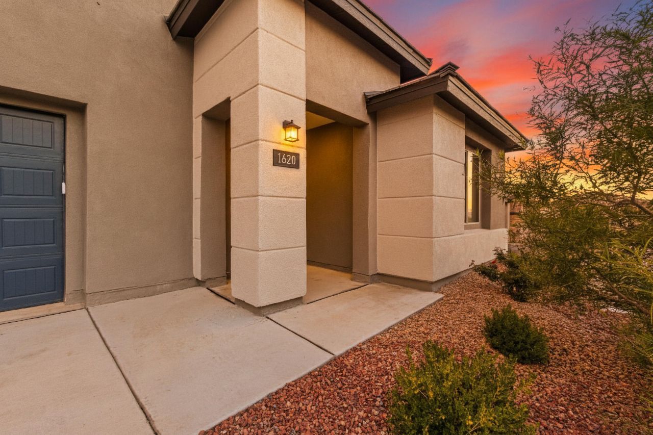 Albuquerque, New Mexico, 87120, United States, 5 Bedrooms Bedrooms, ,4 BathroomsBathrooms,Residential,For Sale,1957910