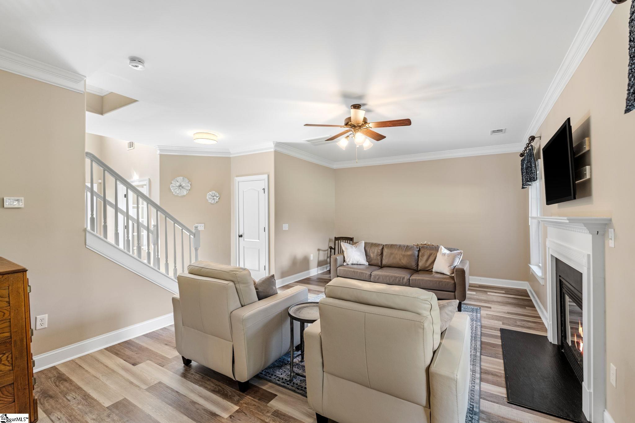 Greenville, South Carolina, 29609, United States, 4 Bedrooms Bedrooms, ,3 BathroomsBathrooms,Residential,For Sale,1907277