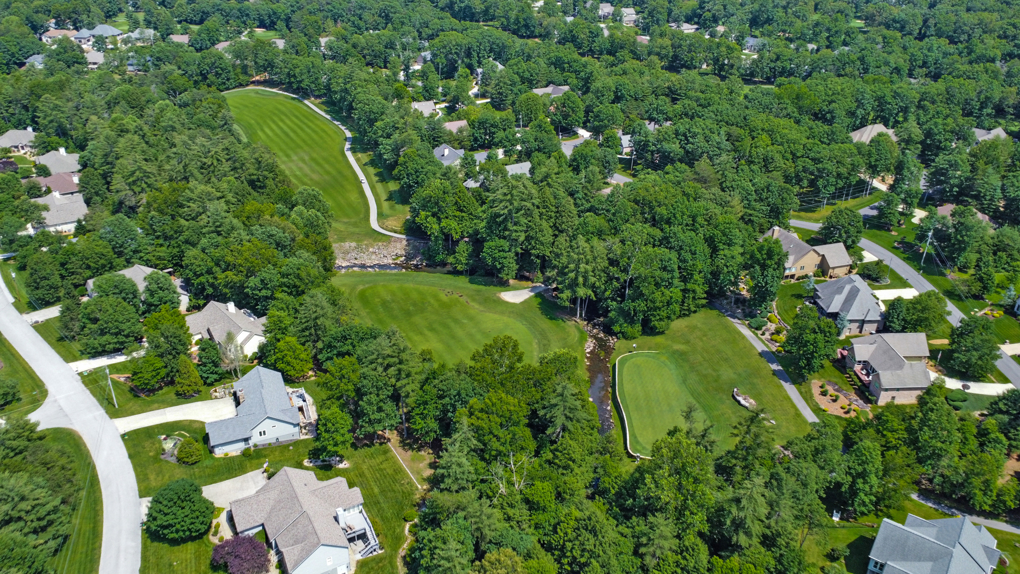 Crossville, Tennessee, 38558, United States, 3 Bedrooms Bedrooms, ,2 BathroomsBathrooms,Residential,For Sale,1975656