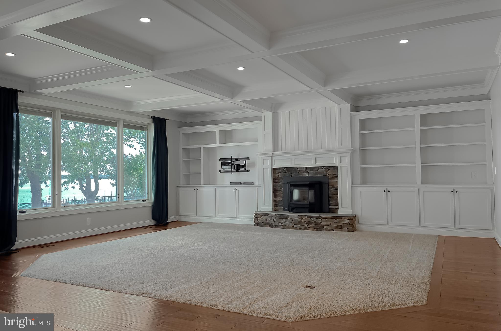 Hollywood, Maryland, 20636, United States, 5 Bedrooms Bedrooms, ,5 BathroomsBathrooms,Residential,For Sale,1914184