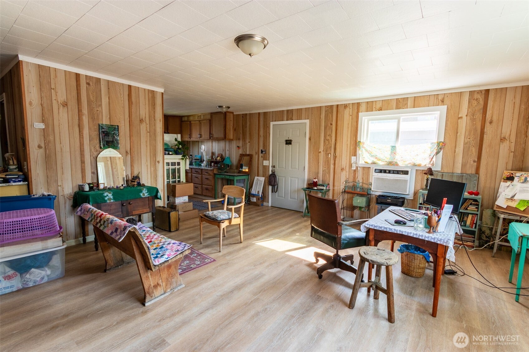 Tonasket, Washington, 98855, United States, ,Residential,For Sale,2001700