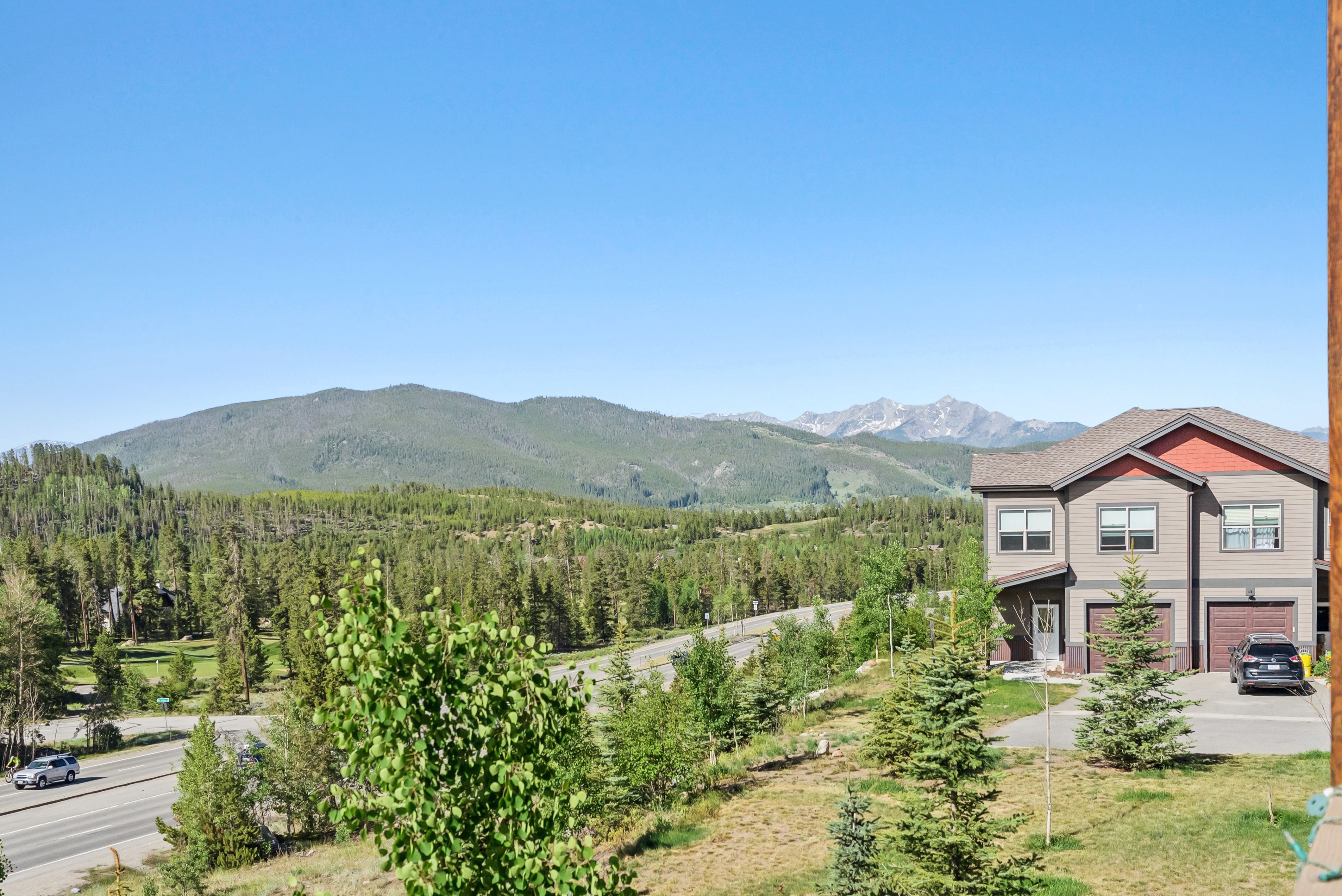  Panoramic Mountain Views that Span from Grays & Torreys to the Gore Range - 物件實景