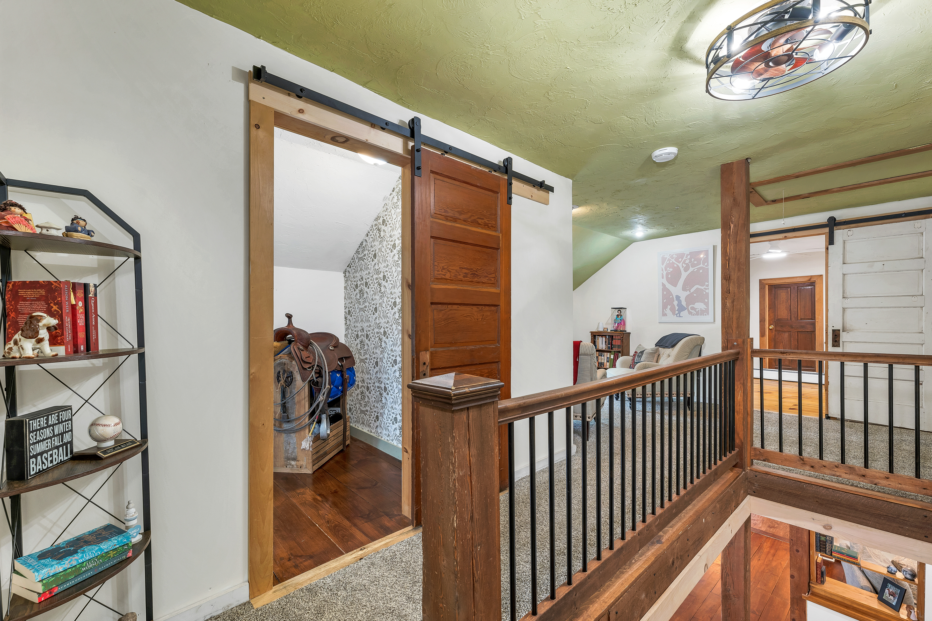 New Hampton, New Hampshire, 03256, United States, 3 Bedrooms Bedrooms, ,2 BathroomsBathrooms,Residential,For Sale,1976392