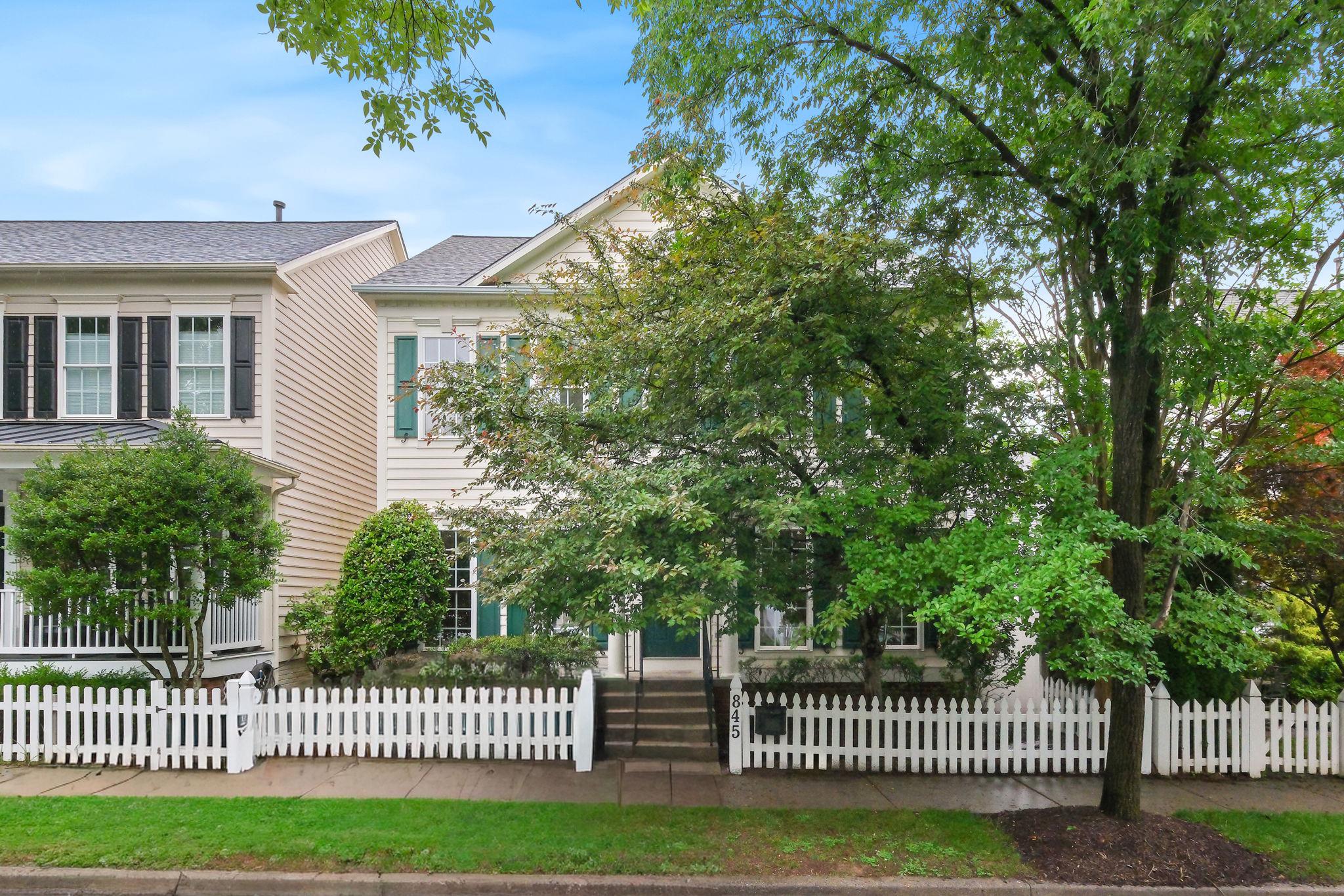 845 Lake Varuna Drive, Gaithersburg, MD, 20878 - 物件實景