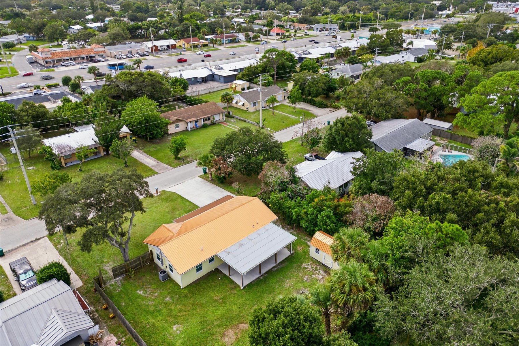  446 Coral Drive, Melbourne, FL, 32935 - 物件實景