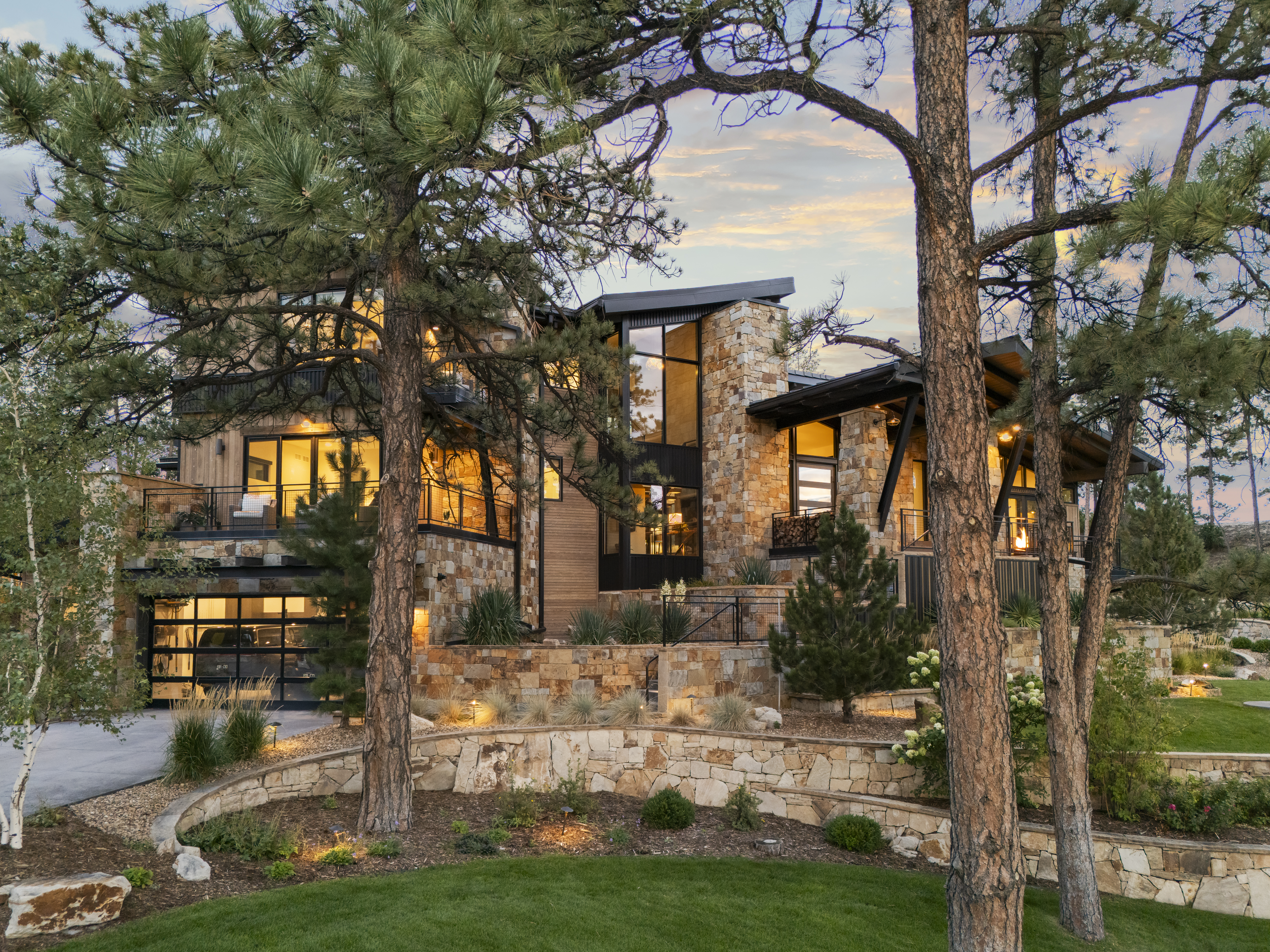  Modern One-Of-A-Kind Residence In The Coveted Village At Castle Pines Community - 物件實景