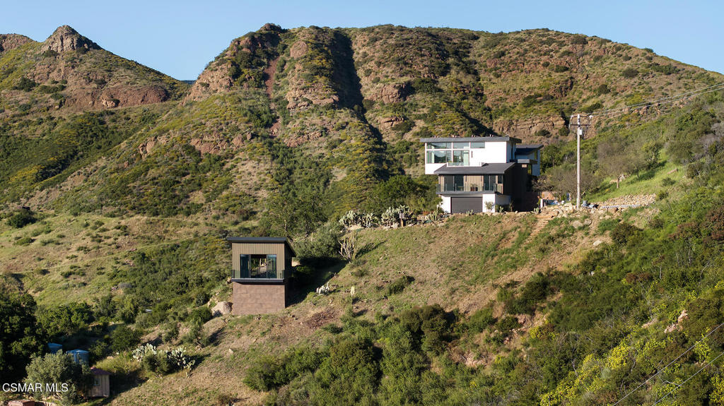 Malibu, California, 90265, United States, 4 Bedrooms Bedrooms, ,3 BathroomsBathrooms,Residential,For Sale,1732105