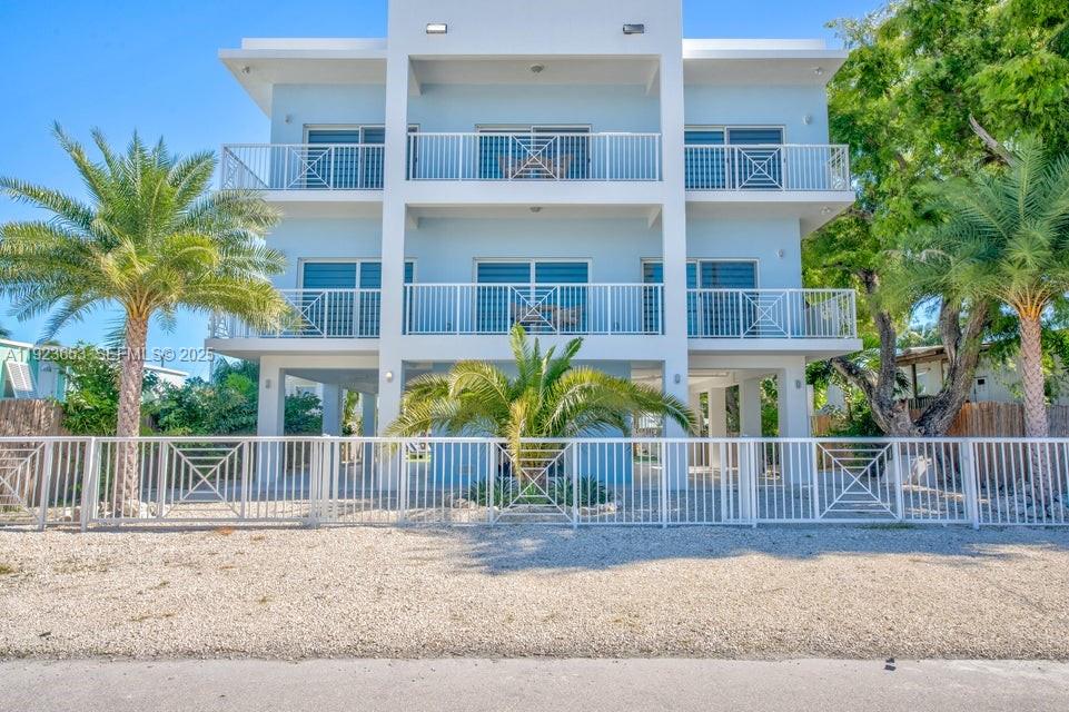Key Largo, Florida, 33037, United States, 5 Bedrooms Bedrooms, ,3 BathroomsBathrooms,Residential,For Sale,2002061
