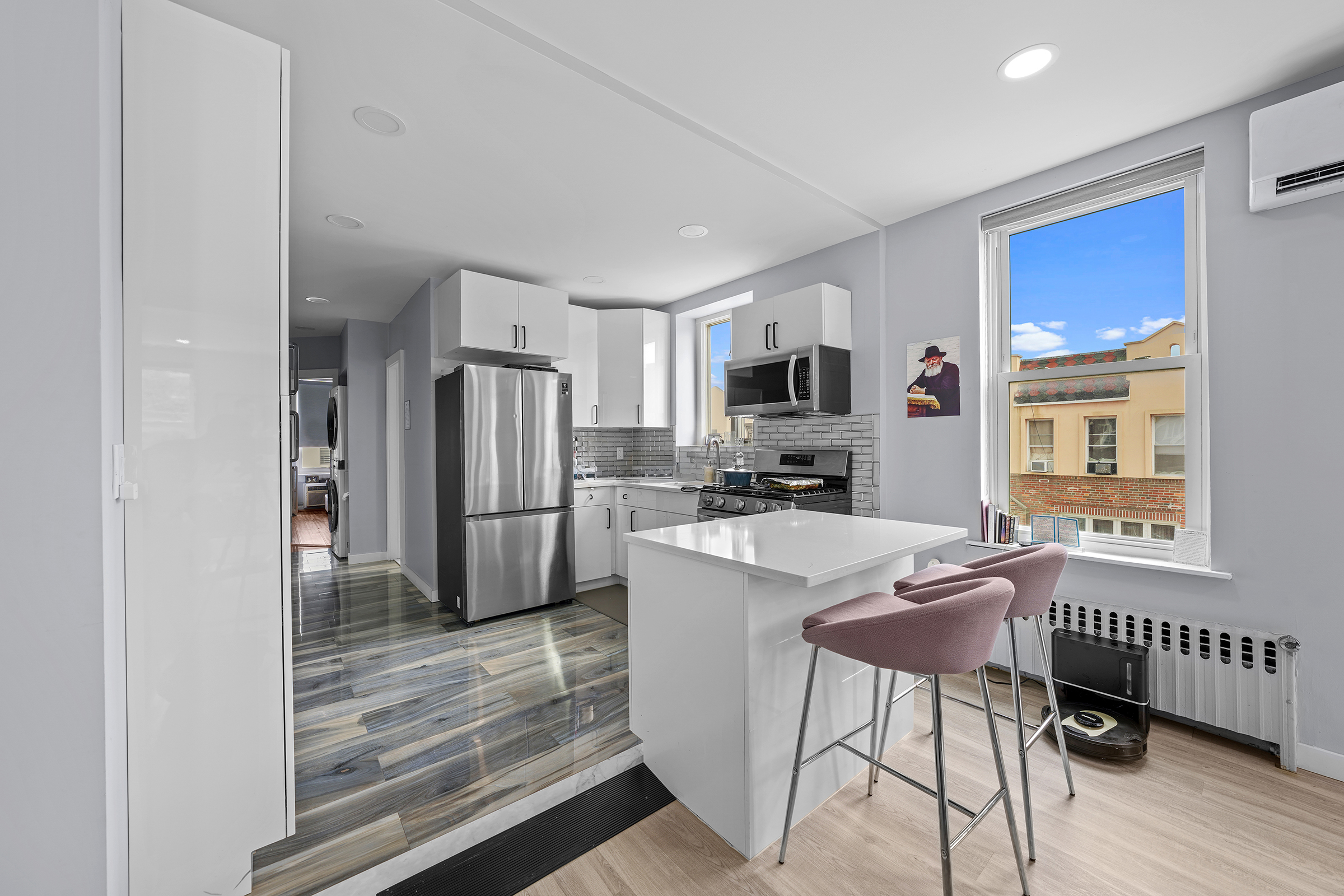 Brooklyn, New York, 11223, United States, 5 Bedrooms Bedrooms, ,4 BathroomsBathrooms,Residential,For Sale,1977618