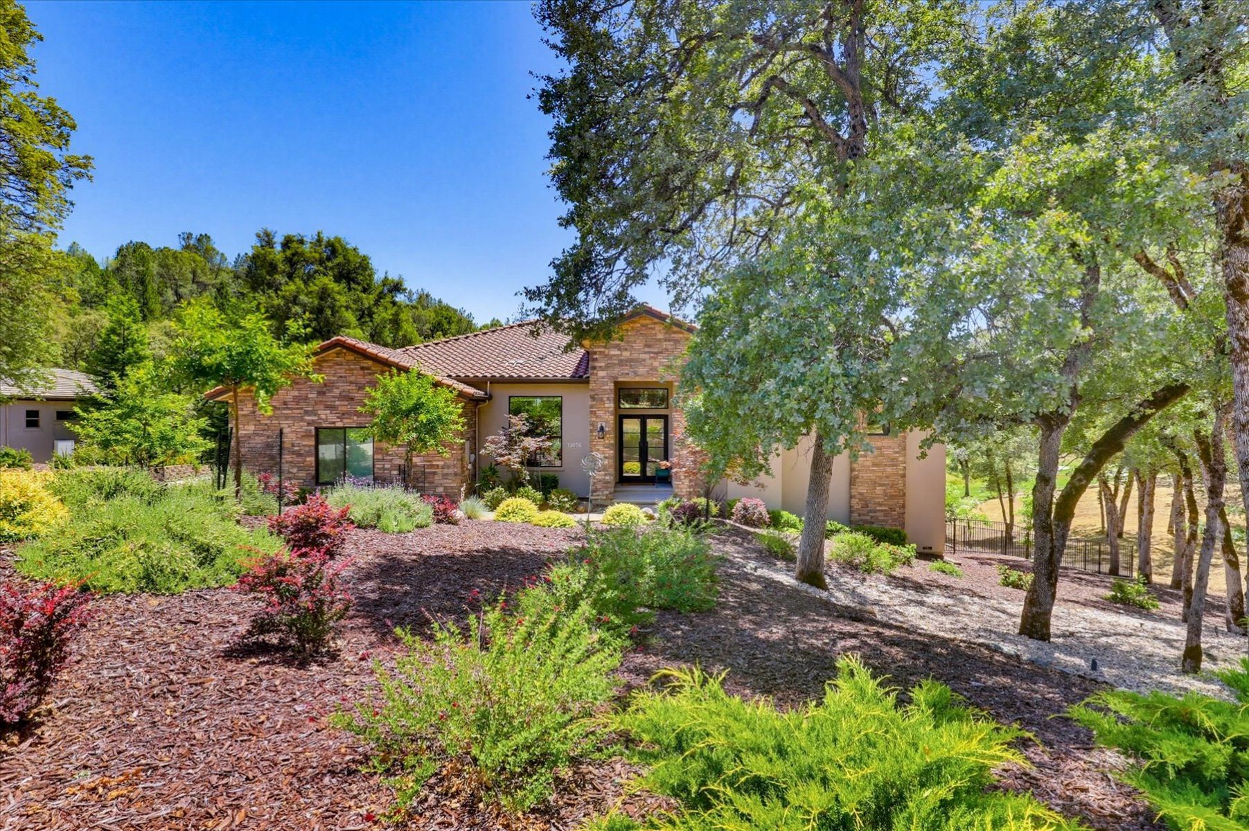  13056 Austin Forest Circle, Auburn, CA 95602 - 物件實景