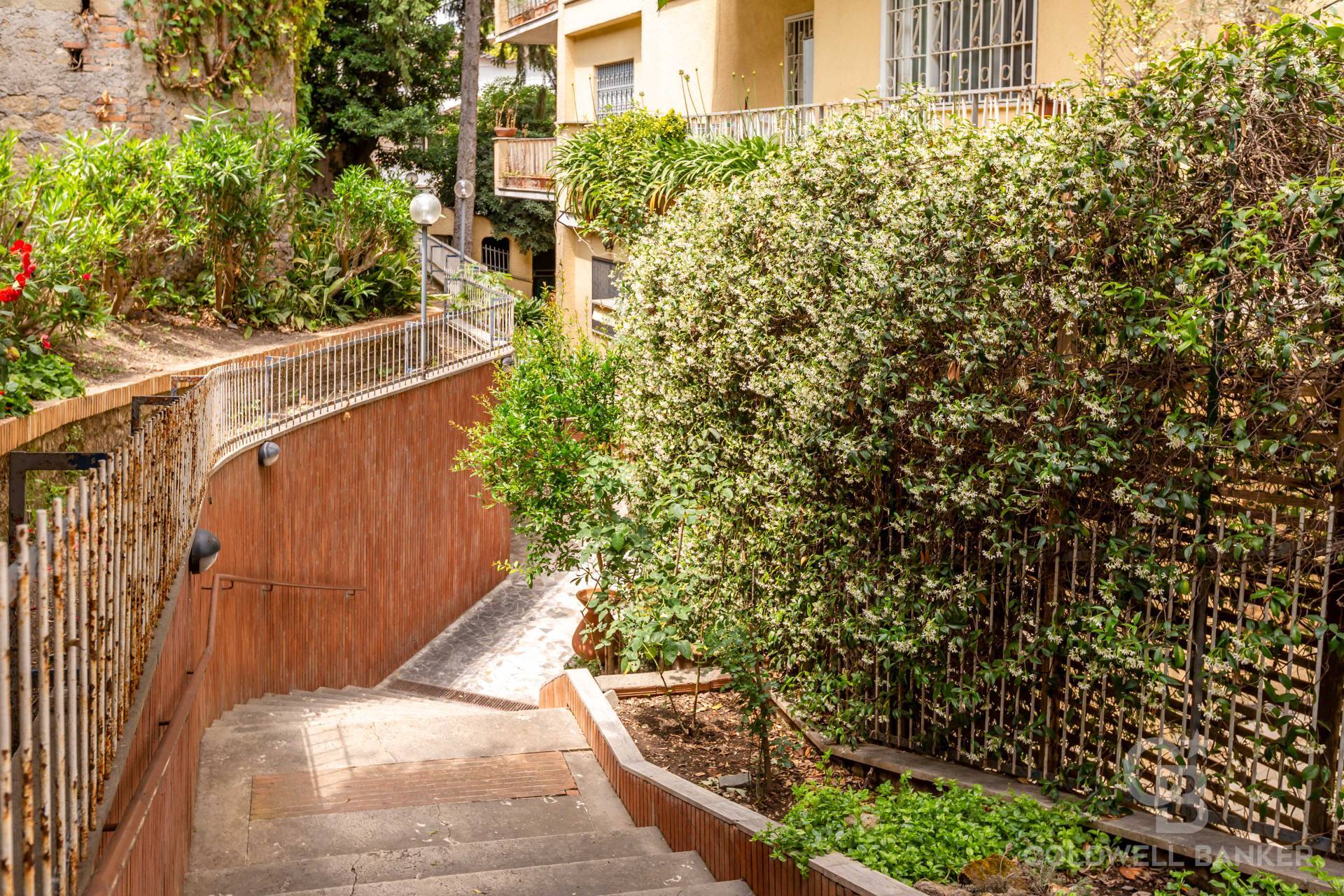 Roma, Roma, 00100, IT, 3 Bedrooms Bedrooms, ,3 BathroomsBathrooms,Residential,For Sale,1932847