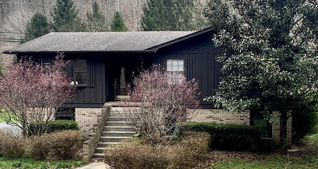 KY Route 1750 , East Point, KY 41216
