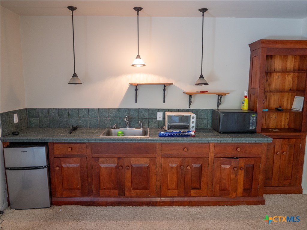 Edna, Texas, 77957, United States, 5 Bedrooms Bedrooms, ,5 BathroomsBathrooms,Residential,For Sale,1770365