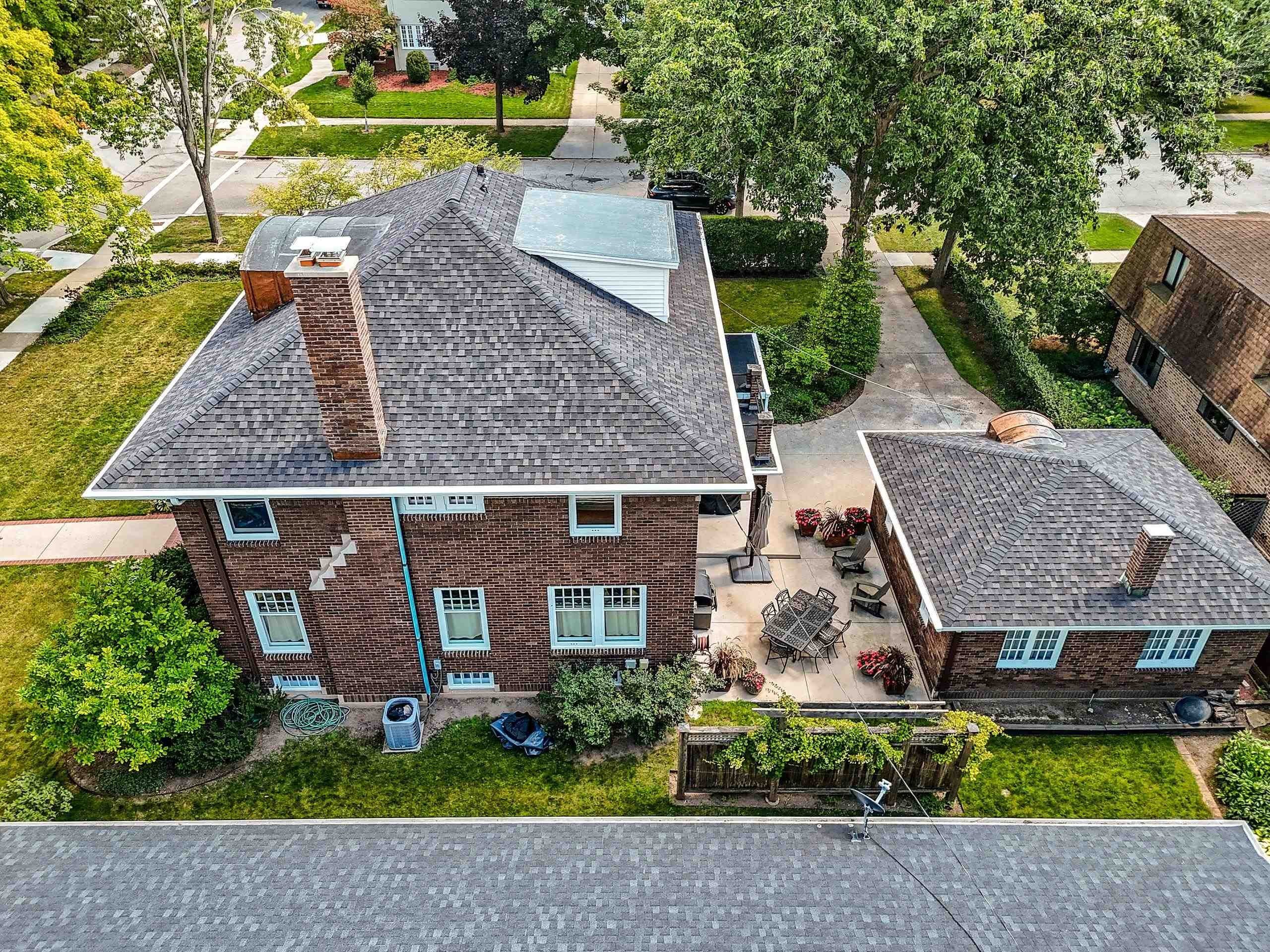 GREEN BAY, Wisconsin, 54301-3217, United States, 4 Bedrooms Bedrooms, ,3 BathroomsBathrooms,Residential,For Sale,1984503