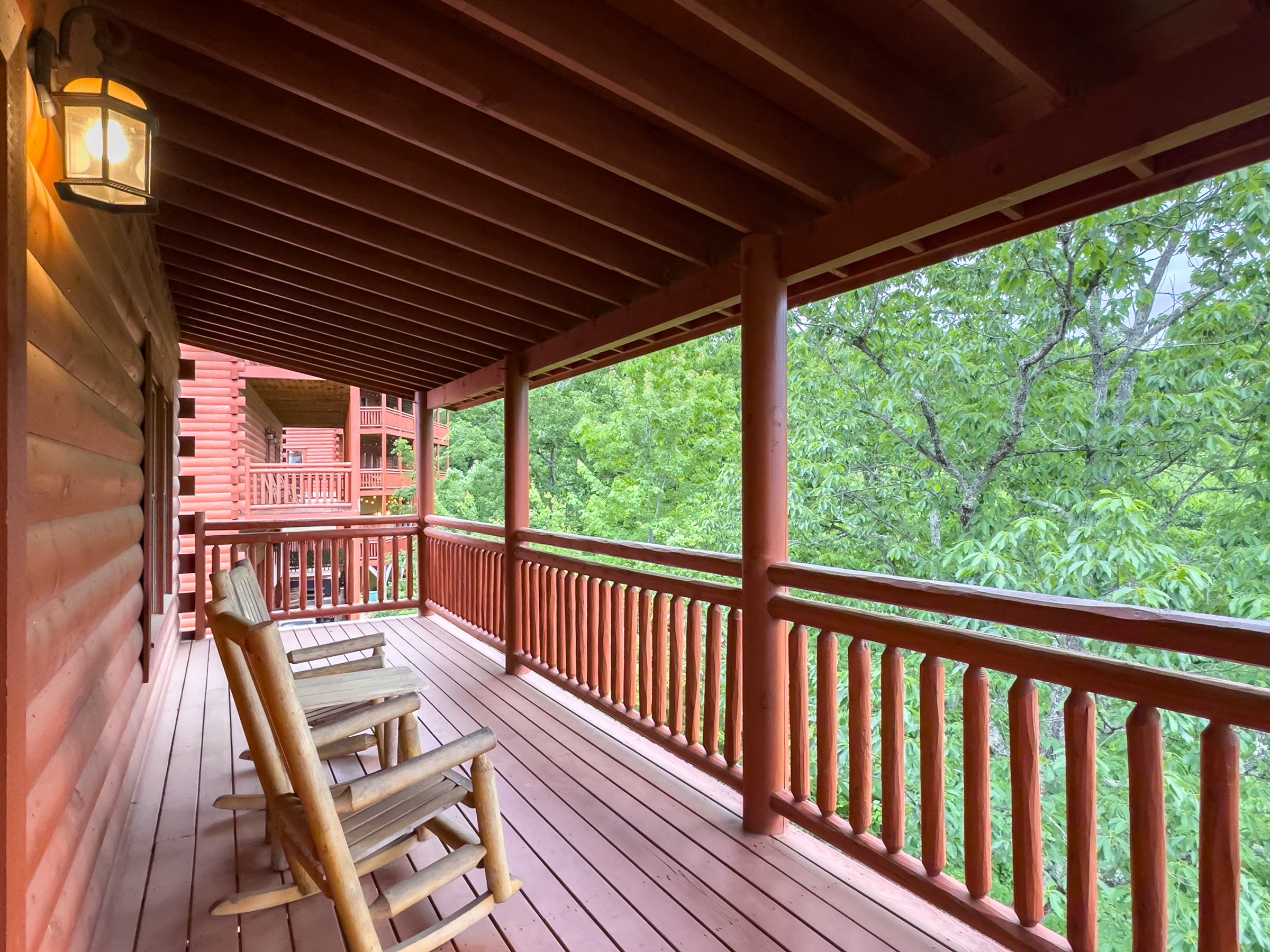 Sevierville, Tennessee, 37862, United States, 6 Bedrooms Bedrooms, ,7 BathroomsBathrooms,Residential,For Sale,1798299