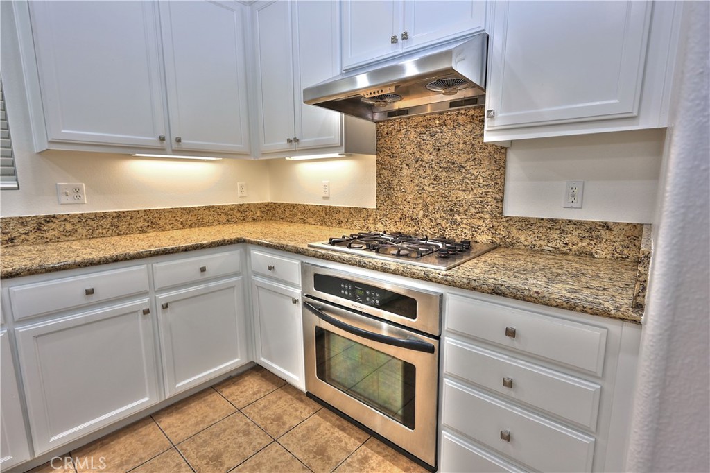 Corona, California, 92878, United States, 4 Bedrooms Bedrooms, ,3 BathroomsBathrooms,Residential,For Sale,2002963