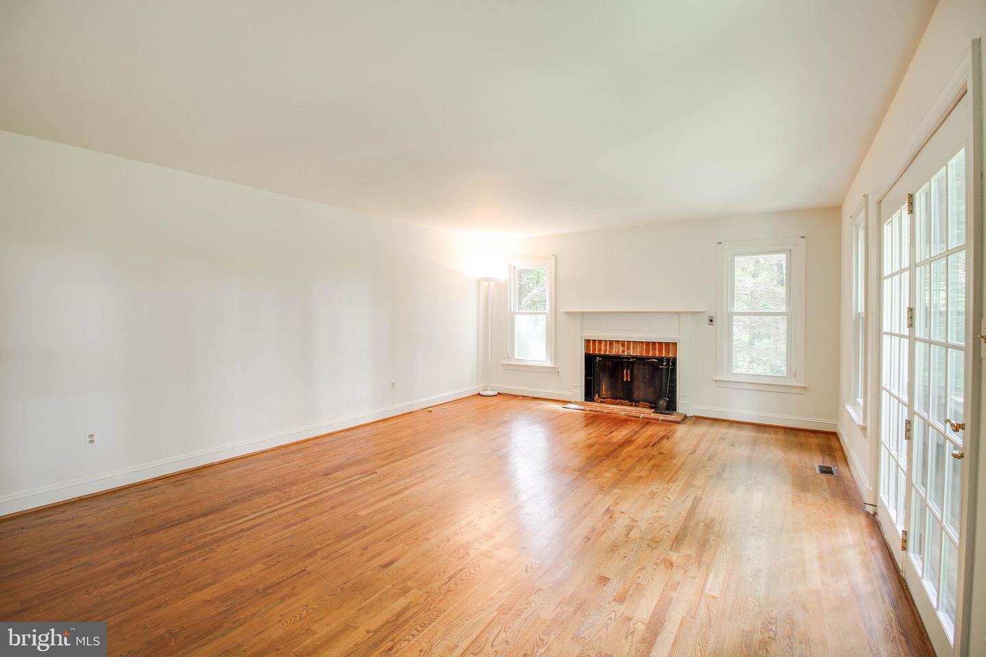 Dayton, Maryland, 21036, United States, 5 Bedrooms Bedrooms, ,3 BathroomsBathrooms,Residential,For Sale,1906763
