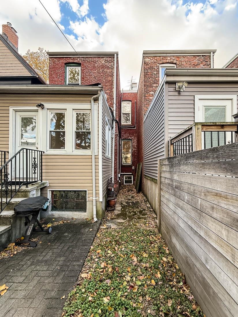 Jersey City, New Jersey, 07304, United States, 4 Bedrooms Bedrooms, ,2 BathroomsBathrooms,Residential,For Sale,1989150